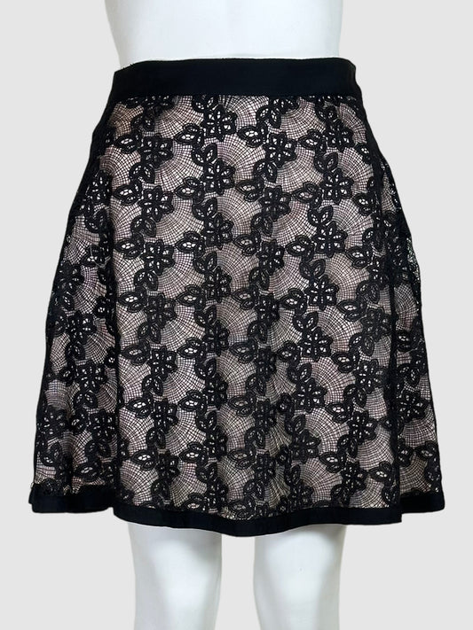 Marc Jacobs Floral Lace Skirt - Size 2