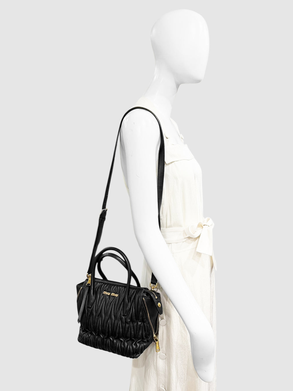 Matelassé Handle Bag