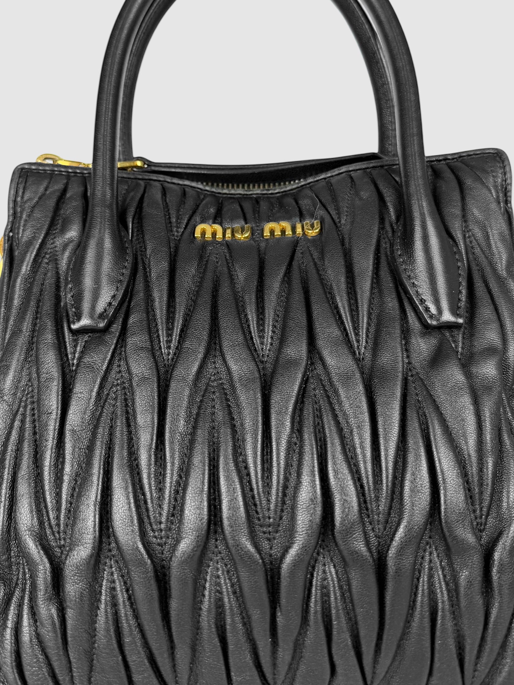 Matelassé Handle Bag