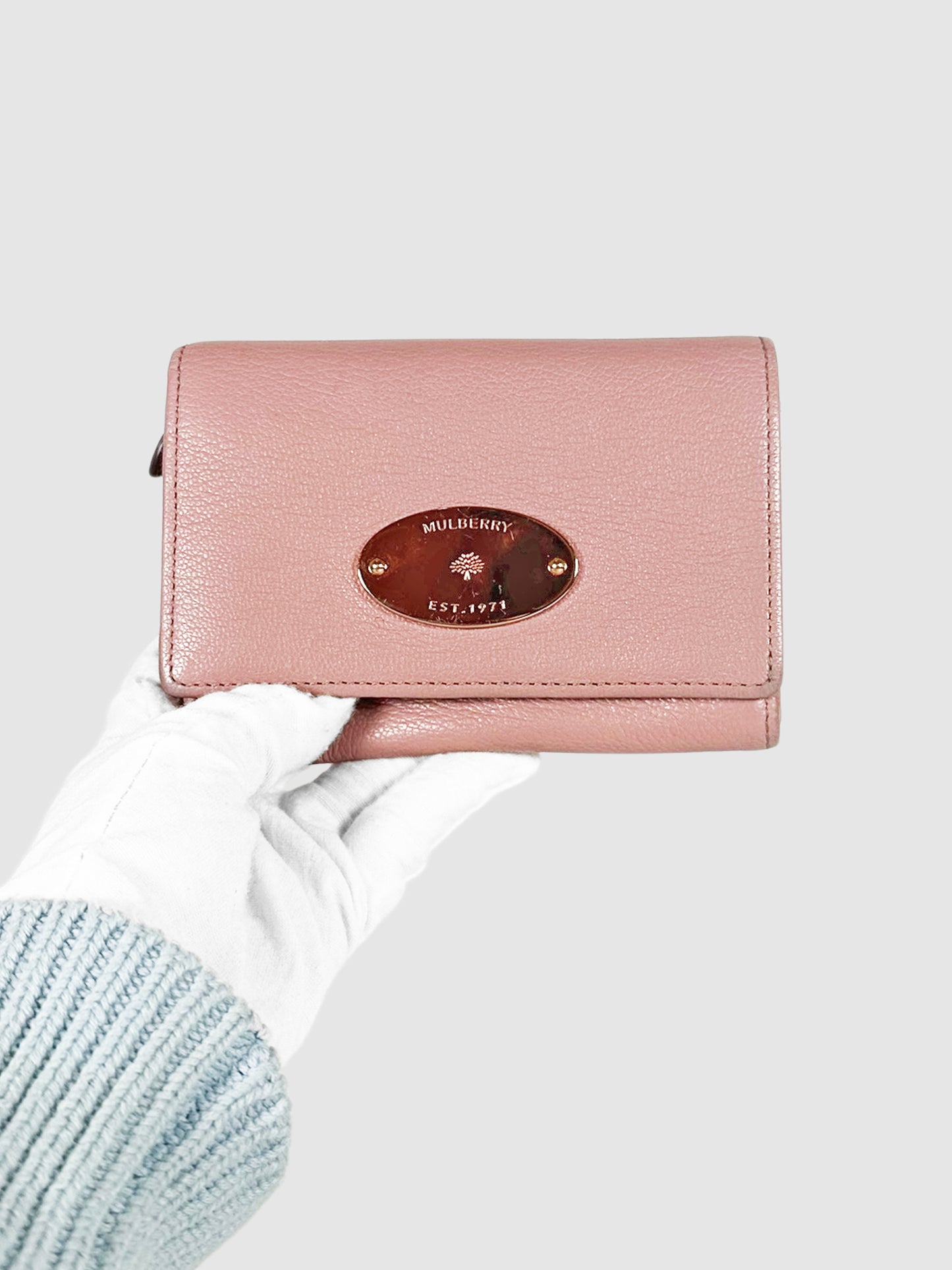 Plaque Continental Flap Wallet