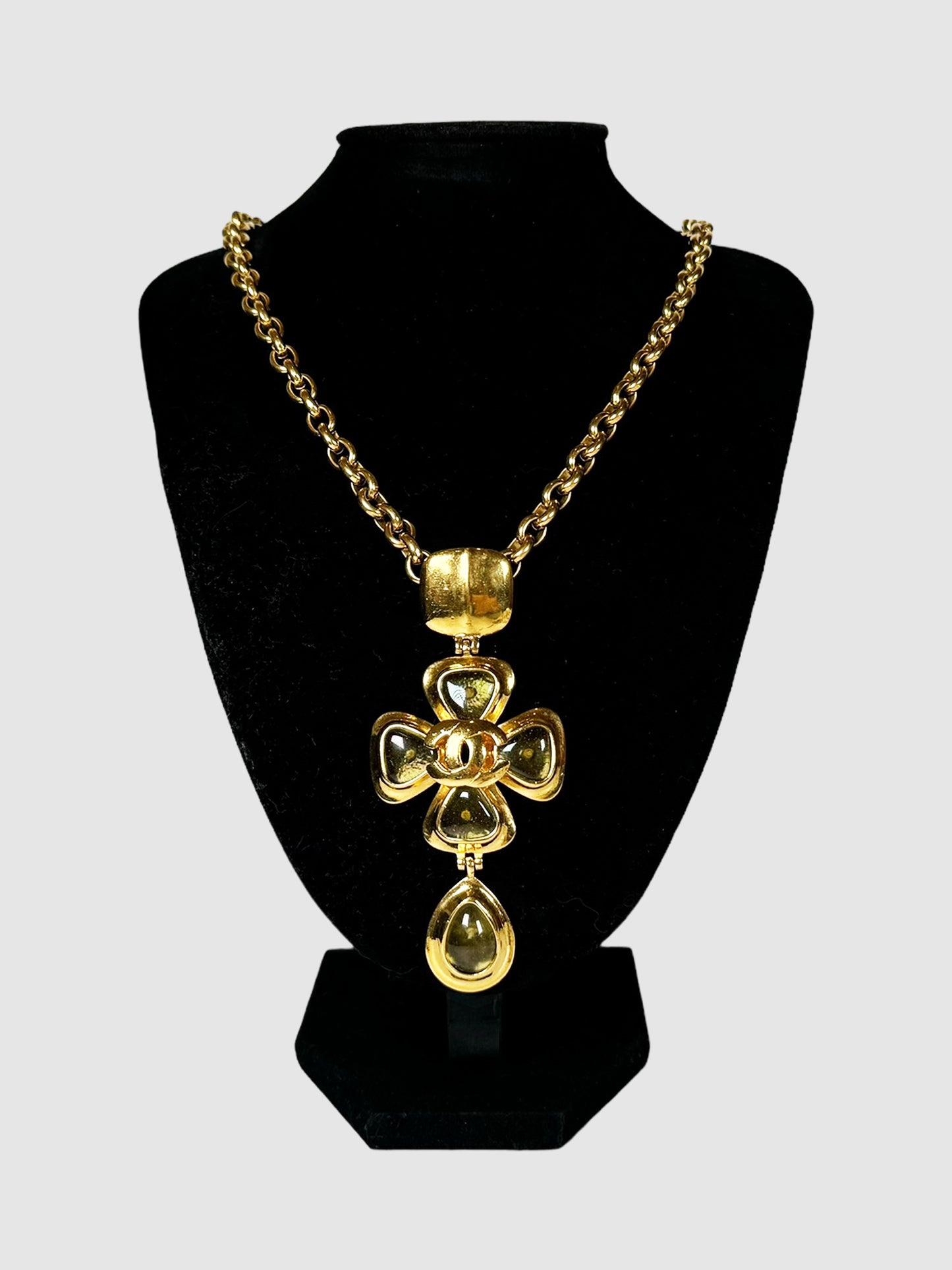 Chanel Vintage 1997 Gripoix Cross Pendant Chain Necklace Consignment Secondhand Designer Luxury Resale Toronto Trendy