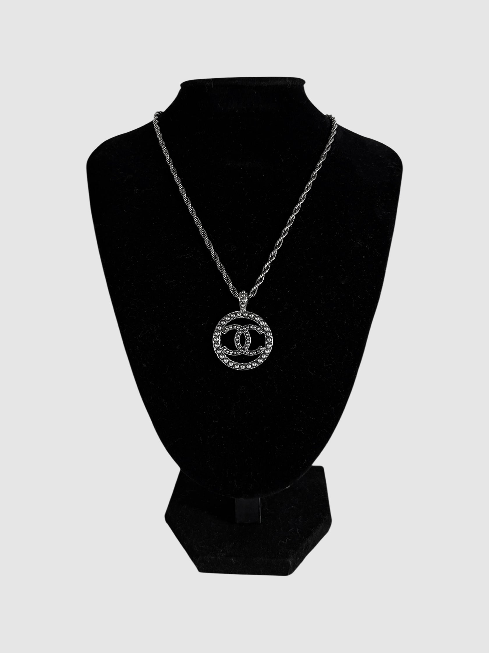 Chanel 2017 Pewter CC Round Ruthenium Pendant Necklace luxury designer resale consignment toronto canada secondhand 