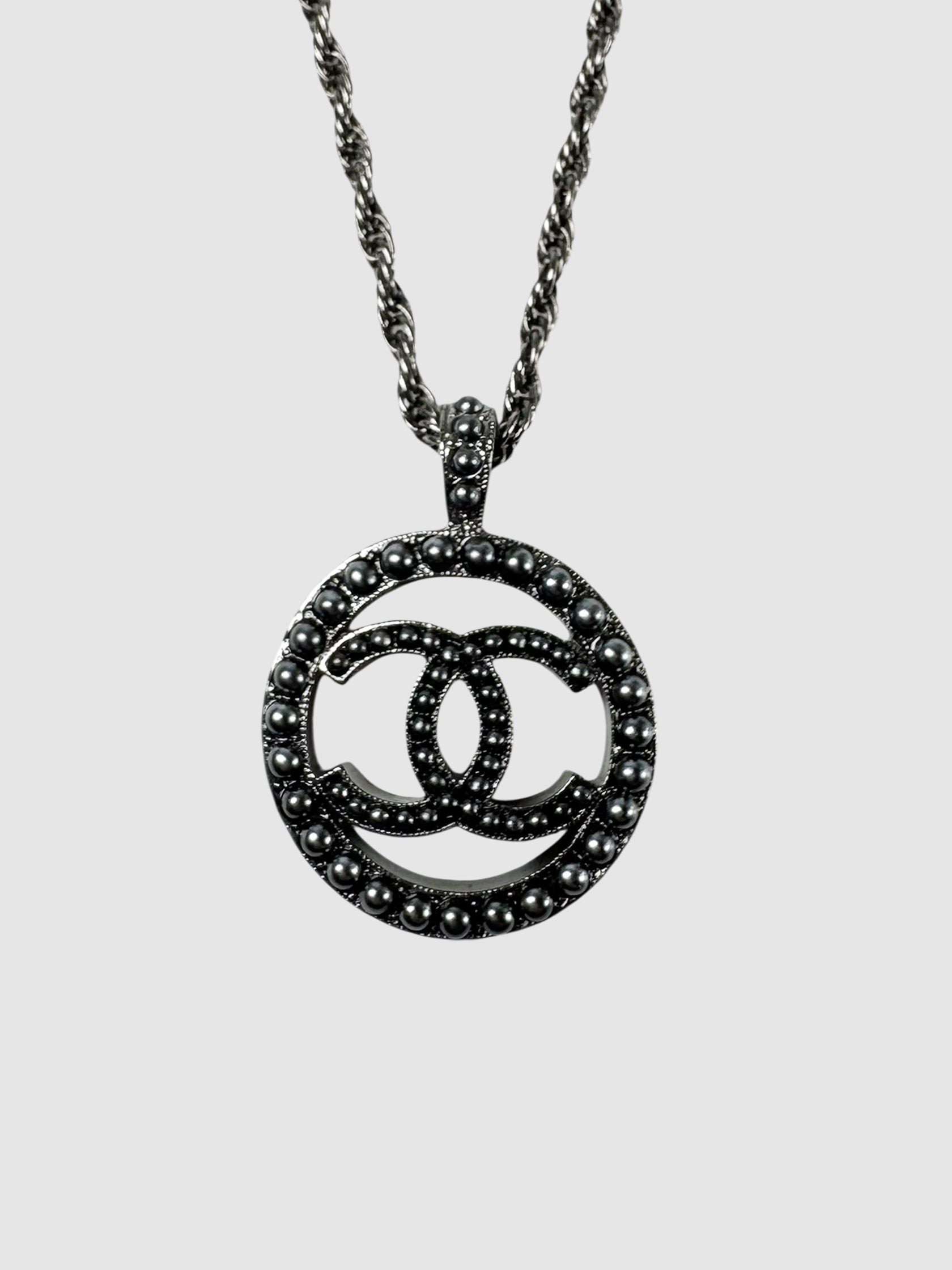 2017 CC Round Necklace
