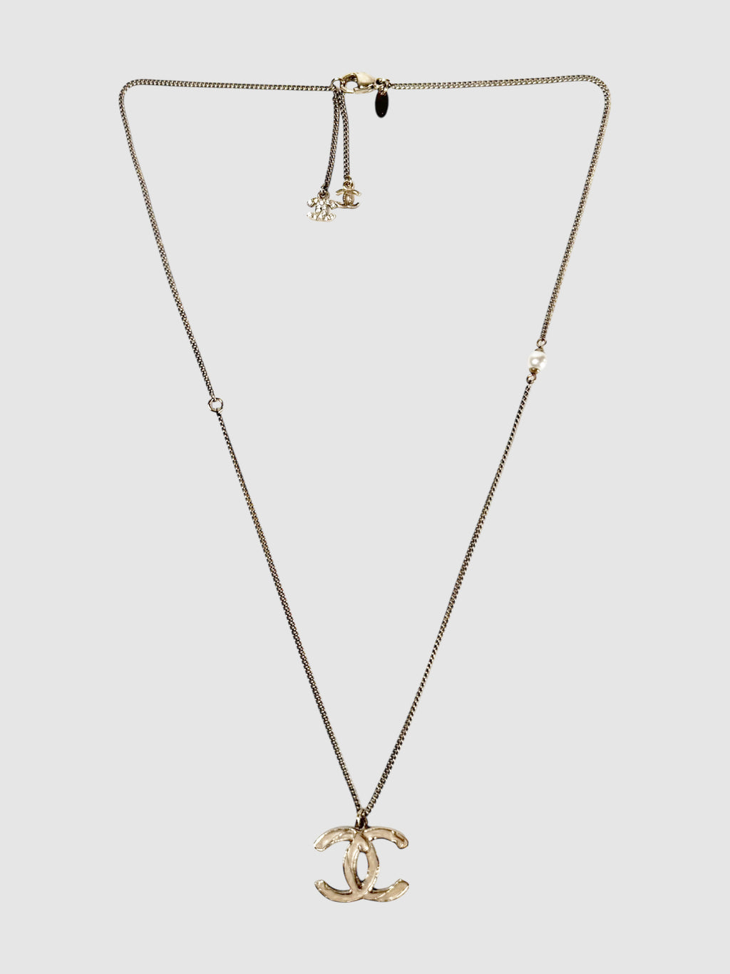 2010 Pearlescent CC Necklace