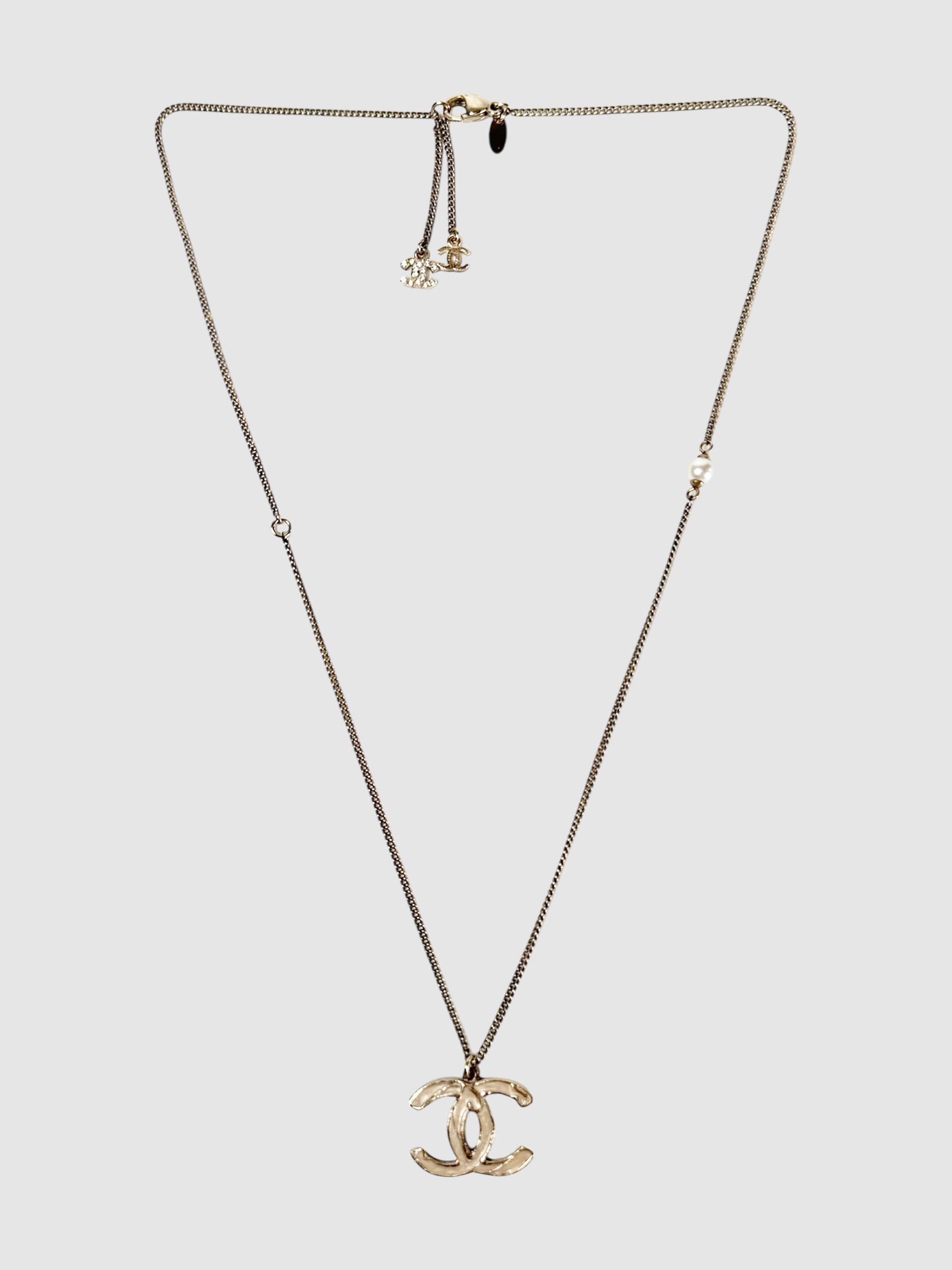 2010 Pearlescent CC Necklace