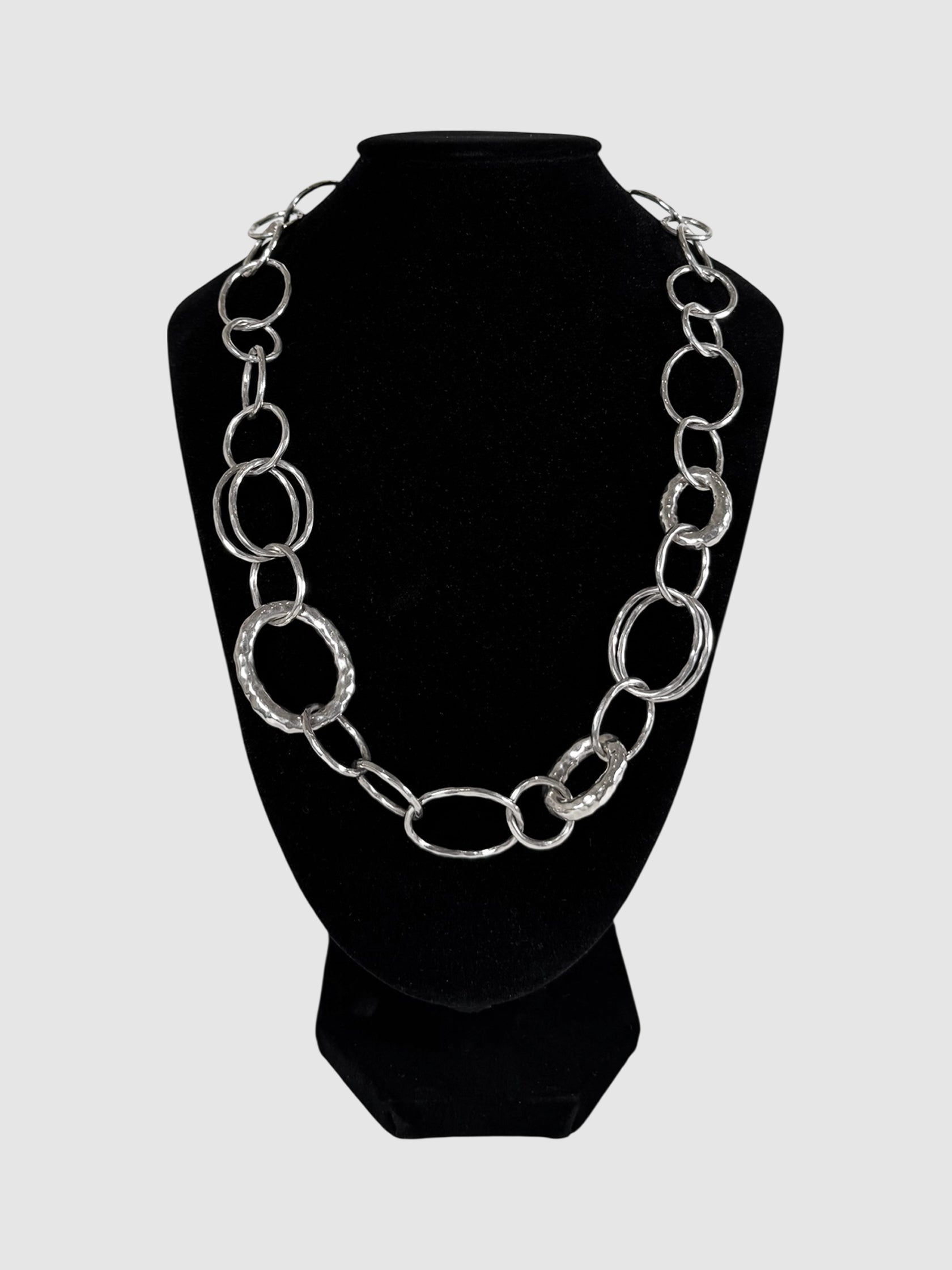 Classico Hammered Necklace