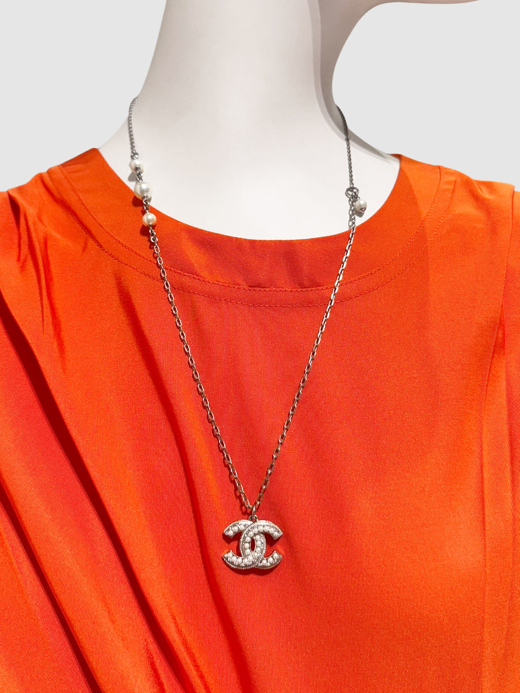 2018 Pearl Crystal CC Necklace