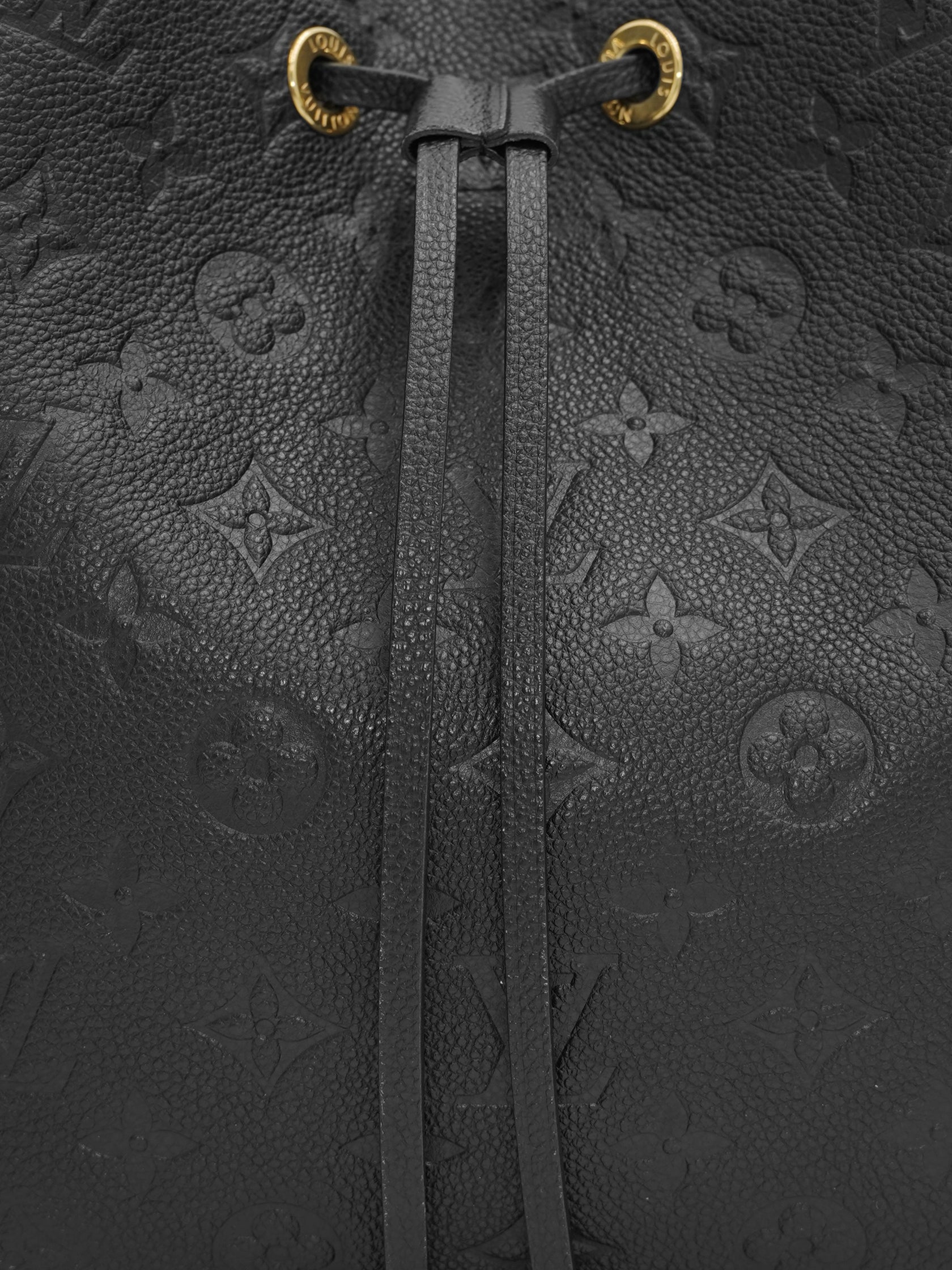 NéoNoé MM Bucket Bag