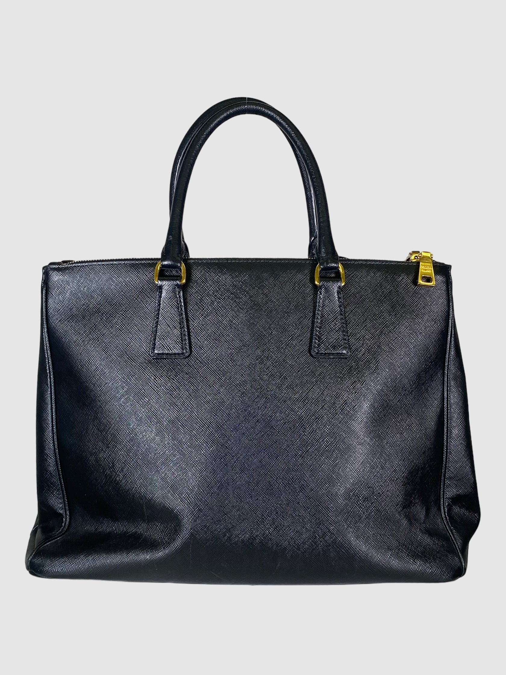 Medium Saffiano Double Zip Galleria Tote