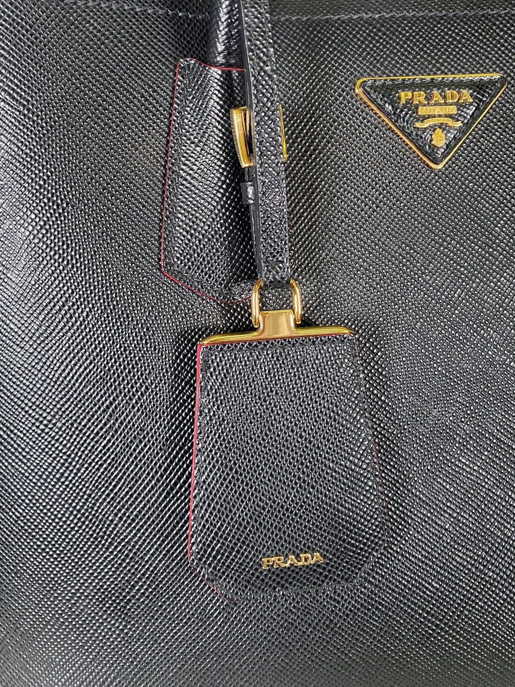 Medium Saffiano Cuir Tote