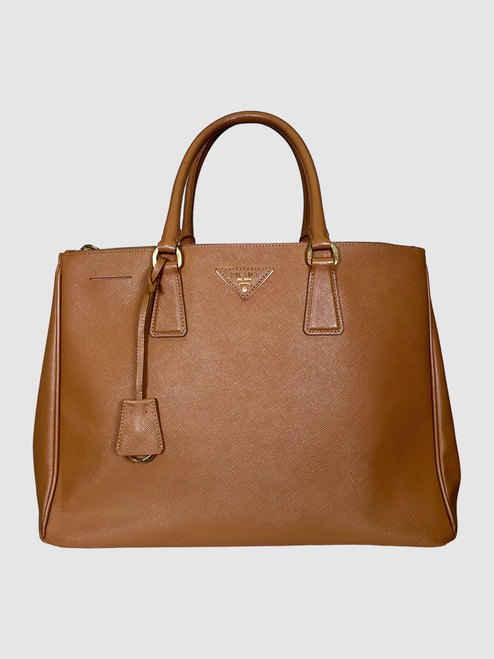 Medium Saffiano Large Double Zip Galleria Tote