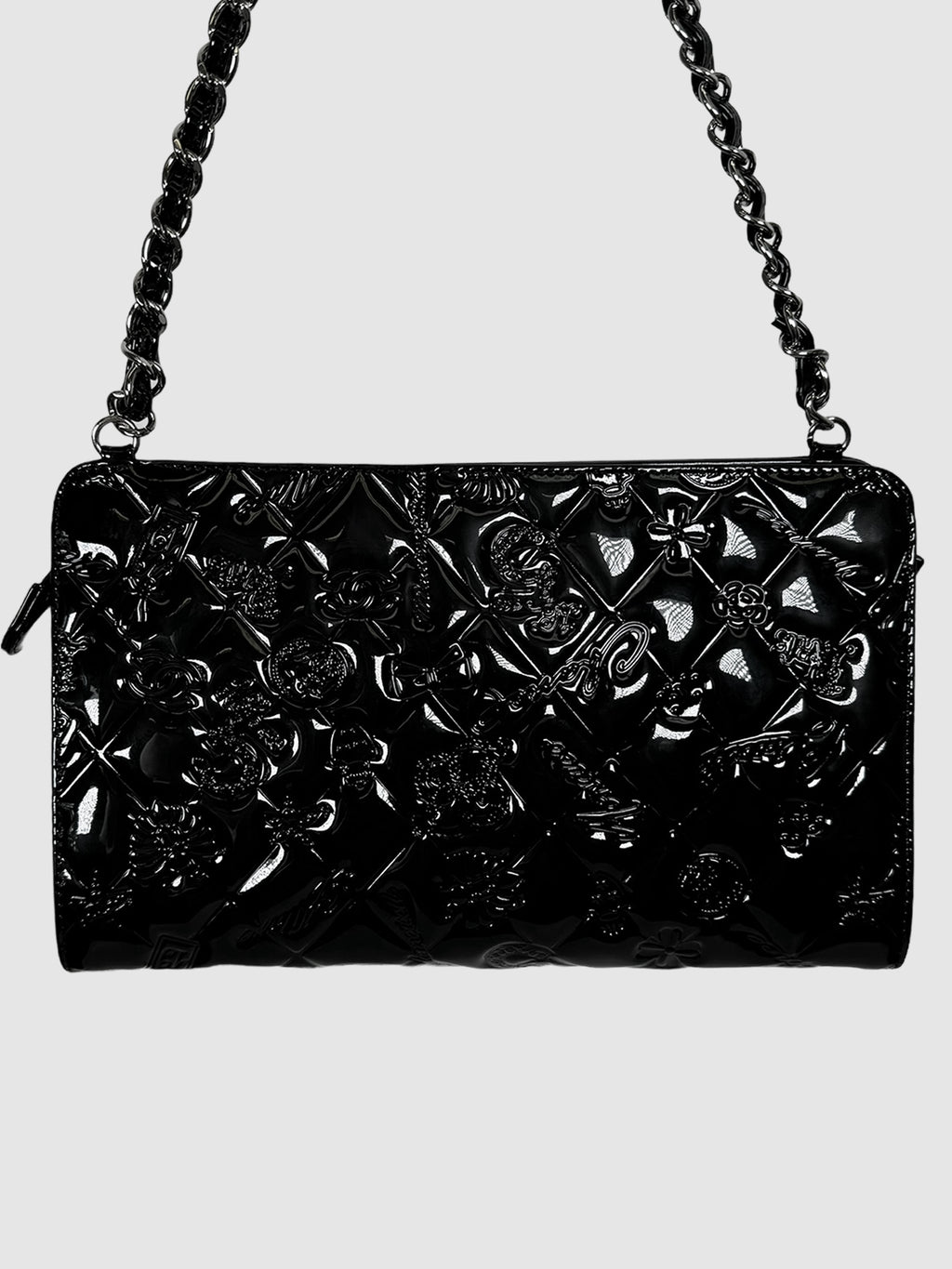Chanel 2009 Patent Calfskin Lucky Symbols Pochette in Black Consignment Secondhand Designer Luxury Resale Toronto Trendy