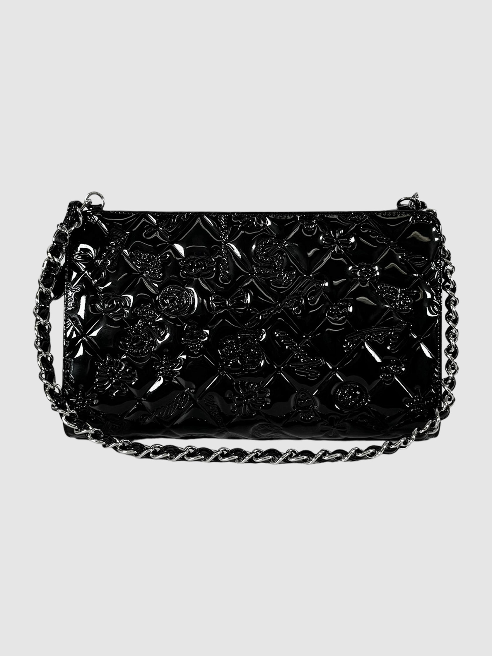Chanel 2009 Patent Calfskin Lucky Symbols Pochette in Black Consignment Secondhand Designer Luxury Resale Toronto Trendy