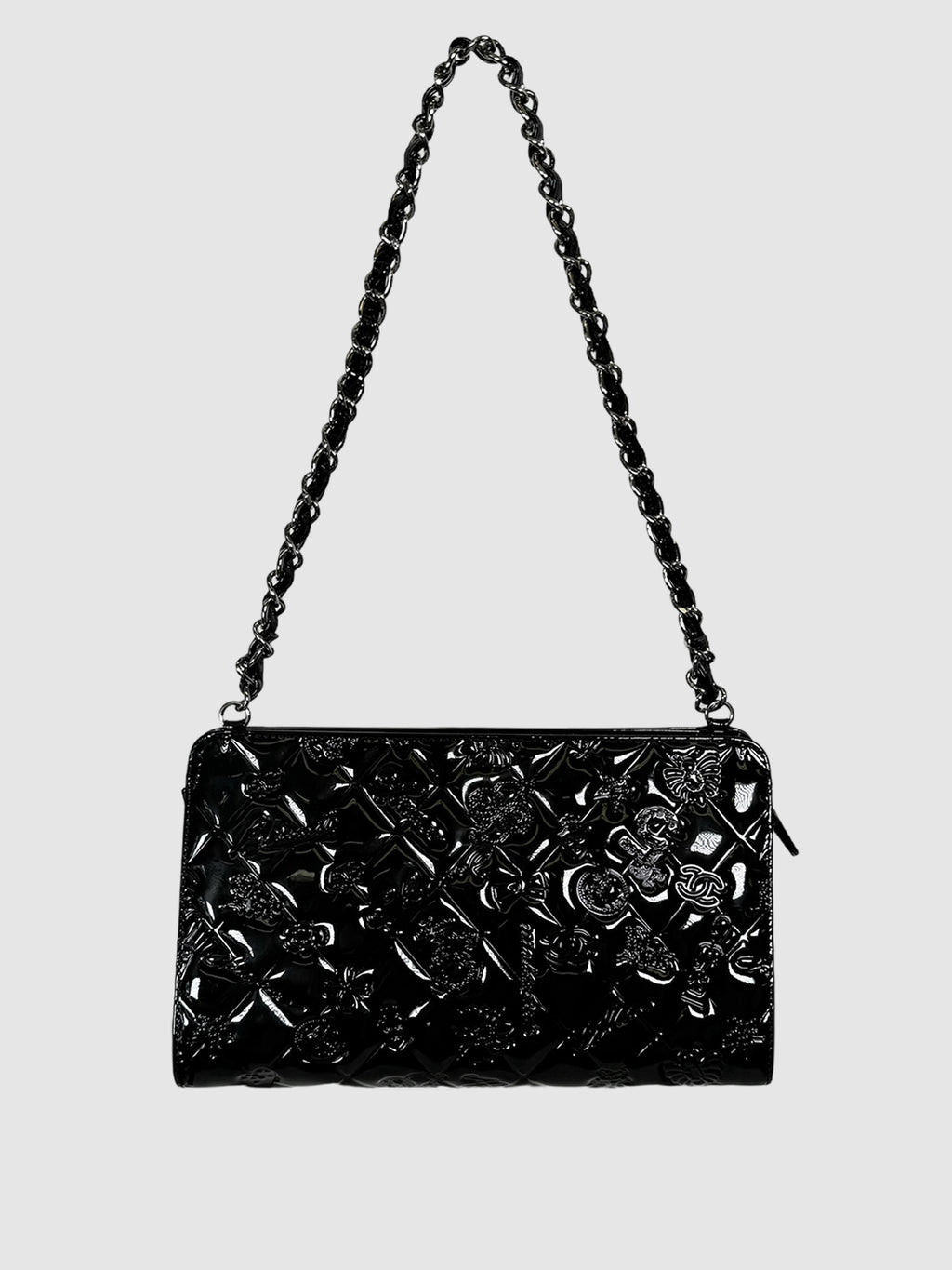 Chanel 2009 Patent Calfskin Lucky Symbols Pochette in Black Consignment Secondhand Designer Luxury Resale Toronto Trendy