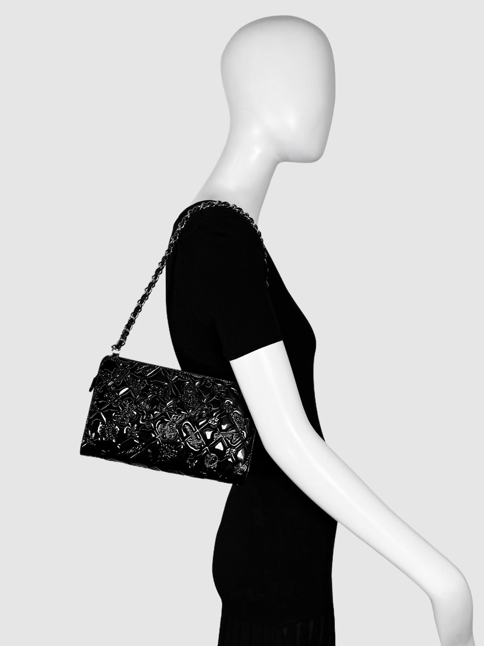 Chanel 2009 Patent Calfskin Lucky Symbols Pochette in Black Consignment Secondhand Designer Luxury Resale Toronto Trendy