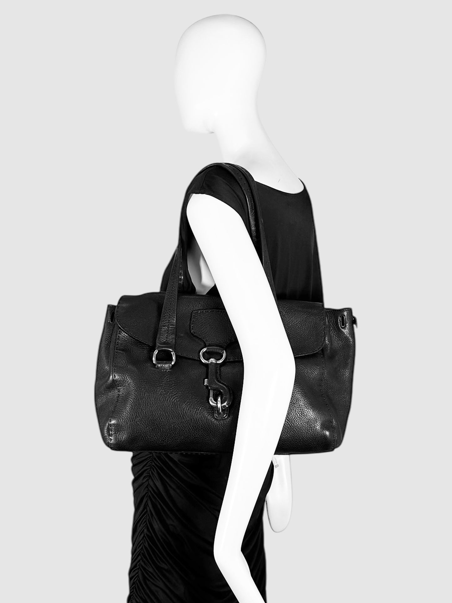 Clasp Leather Shoulder Bag