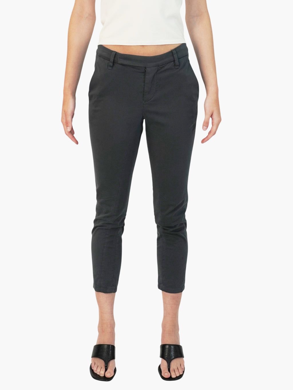 Tapered Capri Pants