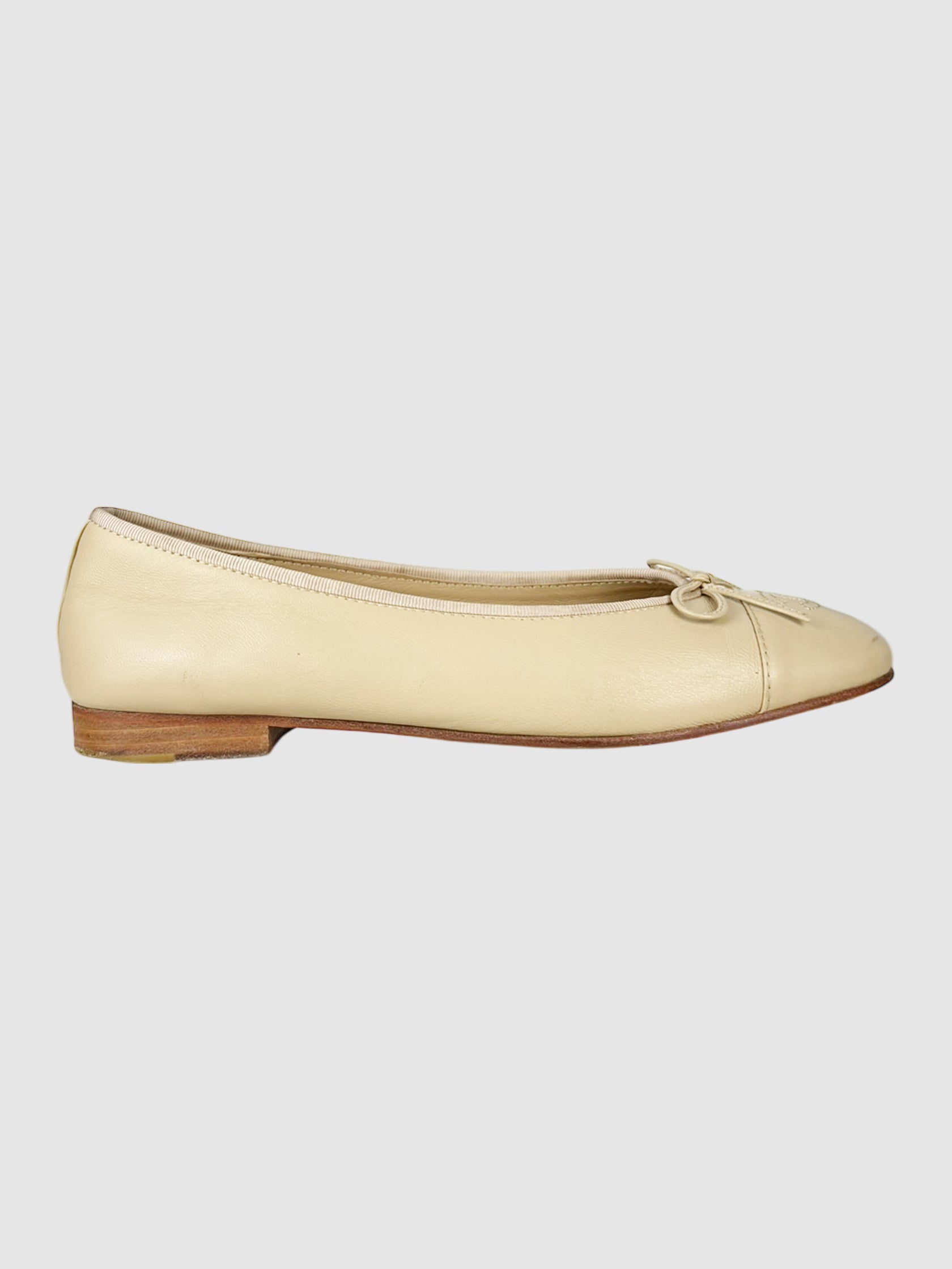 CC Cap Toe Flats