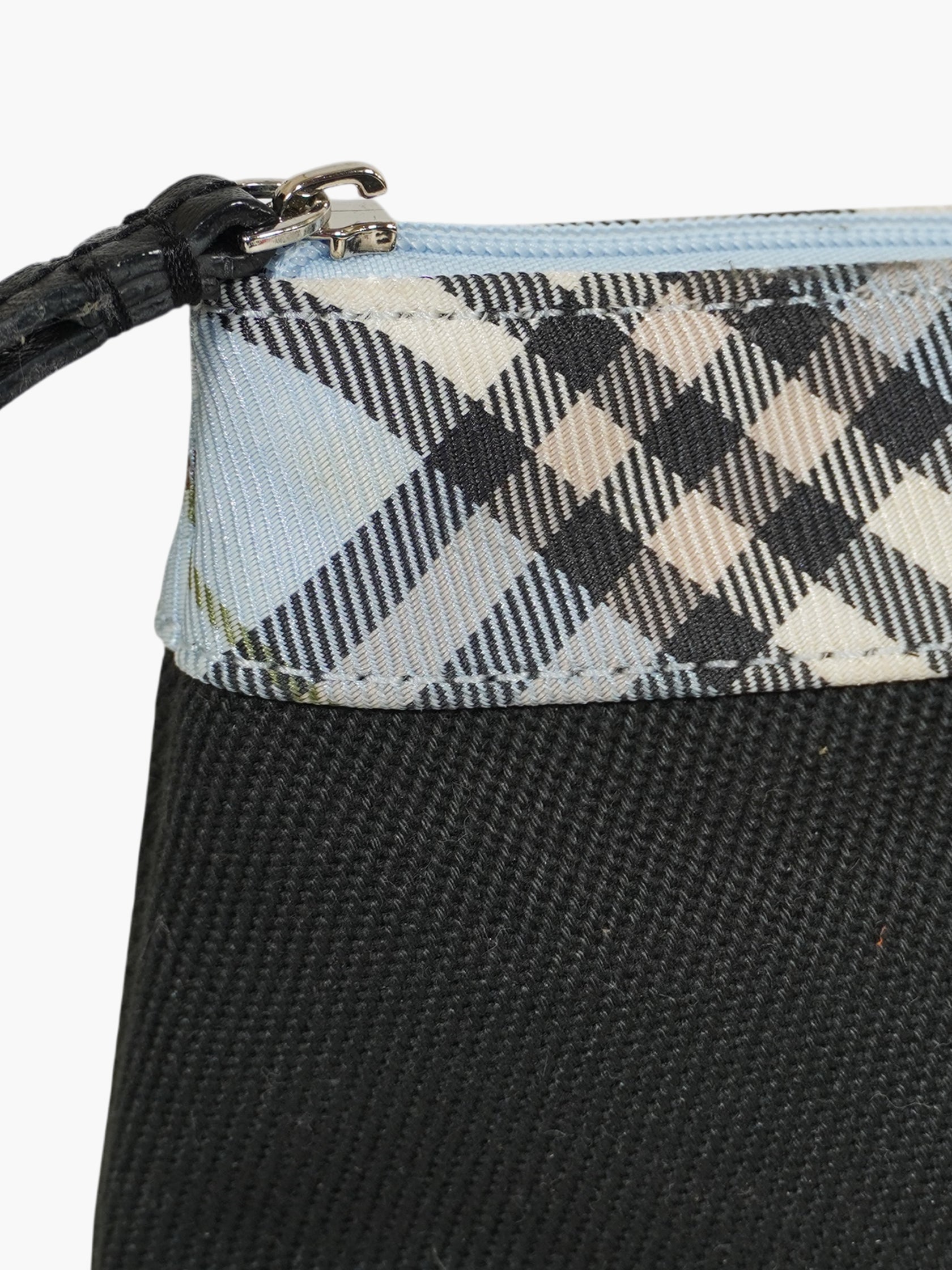 Canvas Check Pouch