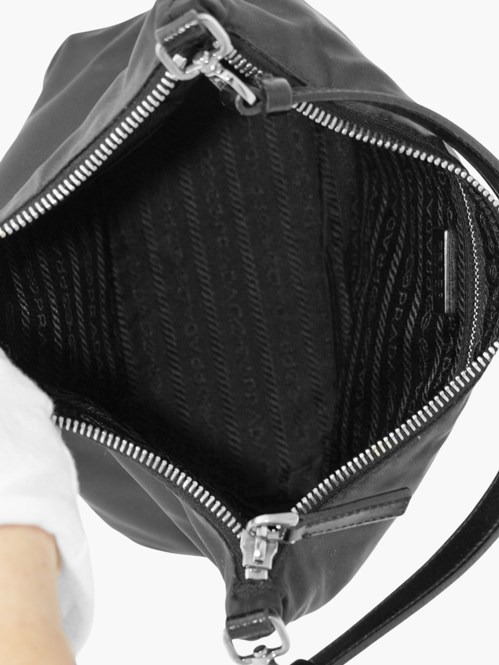 Tessuto Shoulder Bag