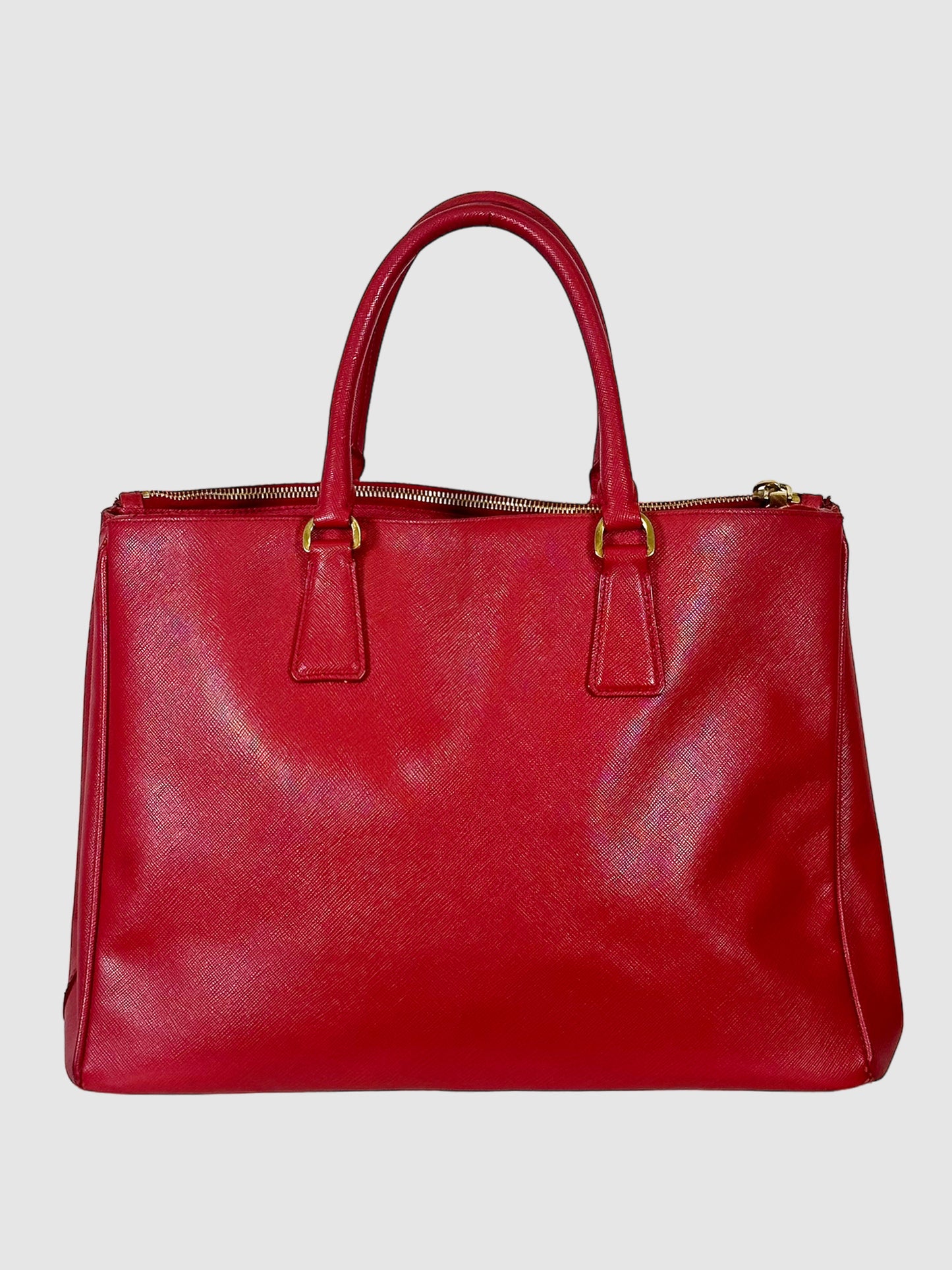 Medium Saffiano Lux Galleria Tote