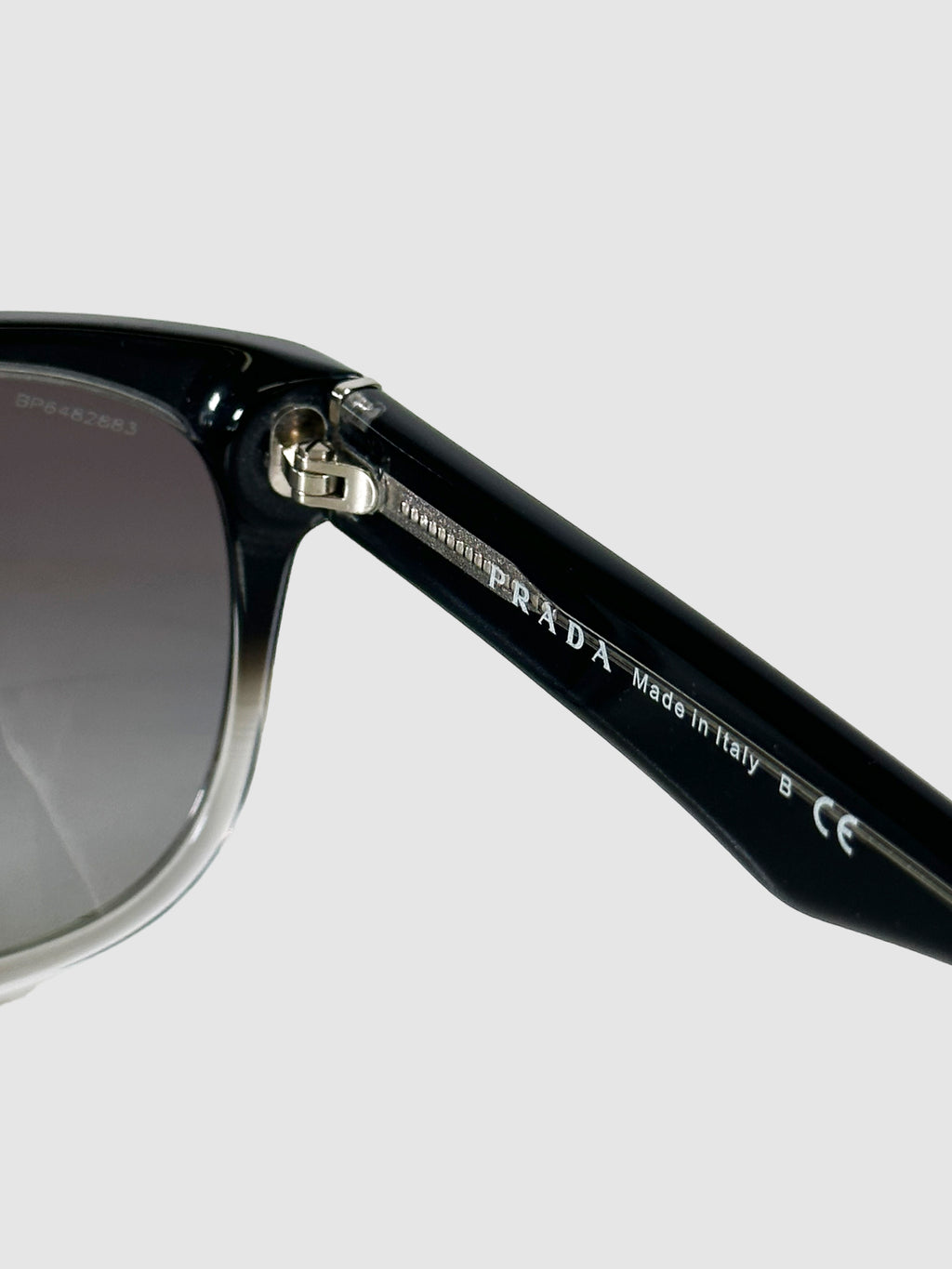 Square Gradient Sunglasses