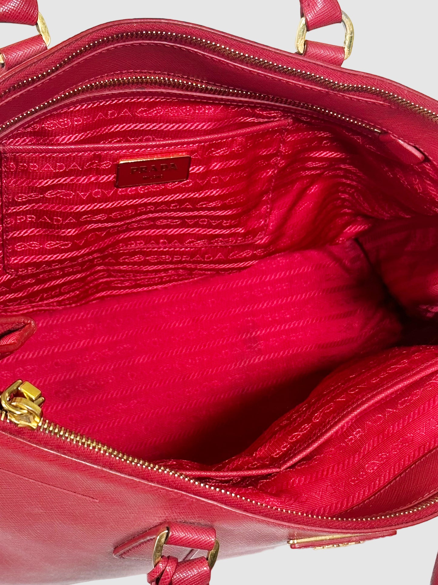 Medium Saffiano Lux Galleria Tote