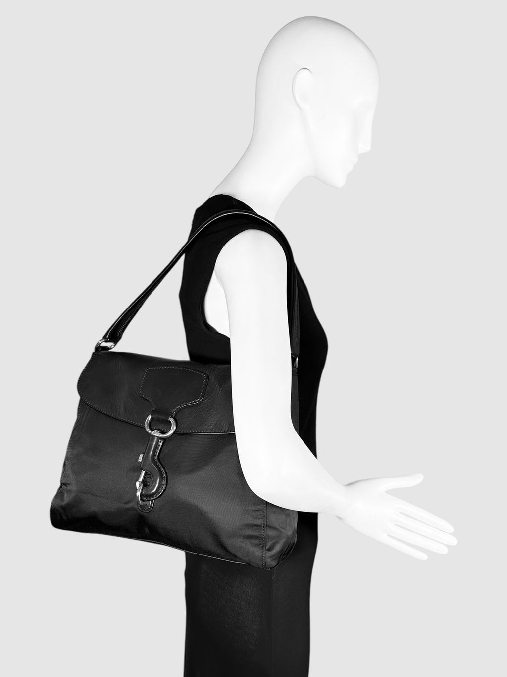 Tessuto Clasp Shoulder Bag
