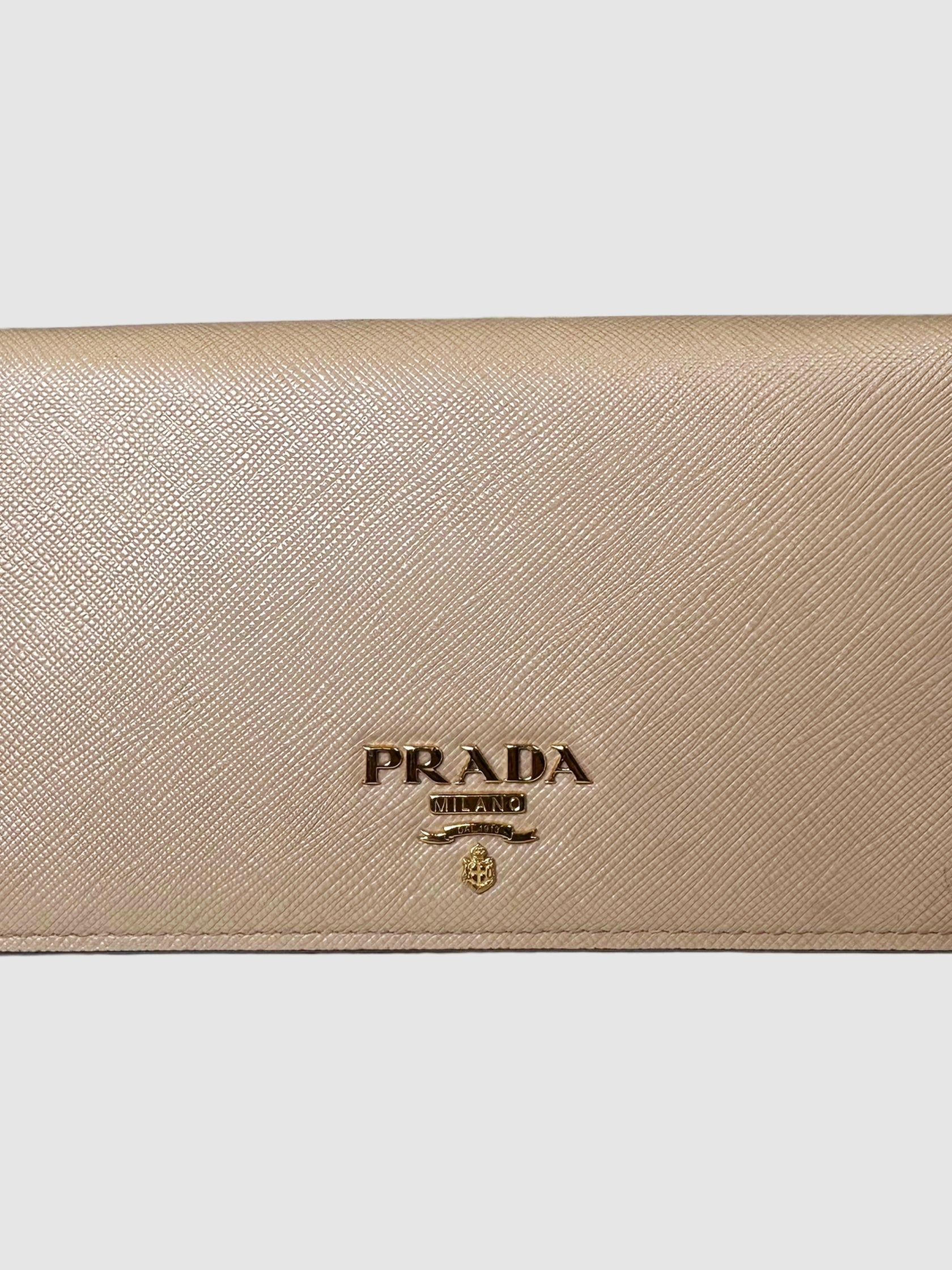 Saffiano Flap Wallet on Chain