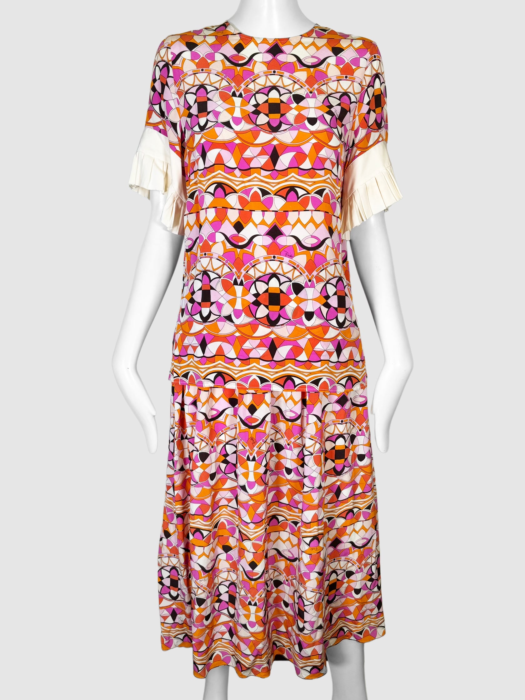 Printed 2-Piece Ruffle Sleeve Set - Size M