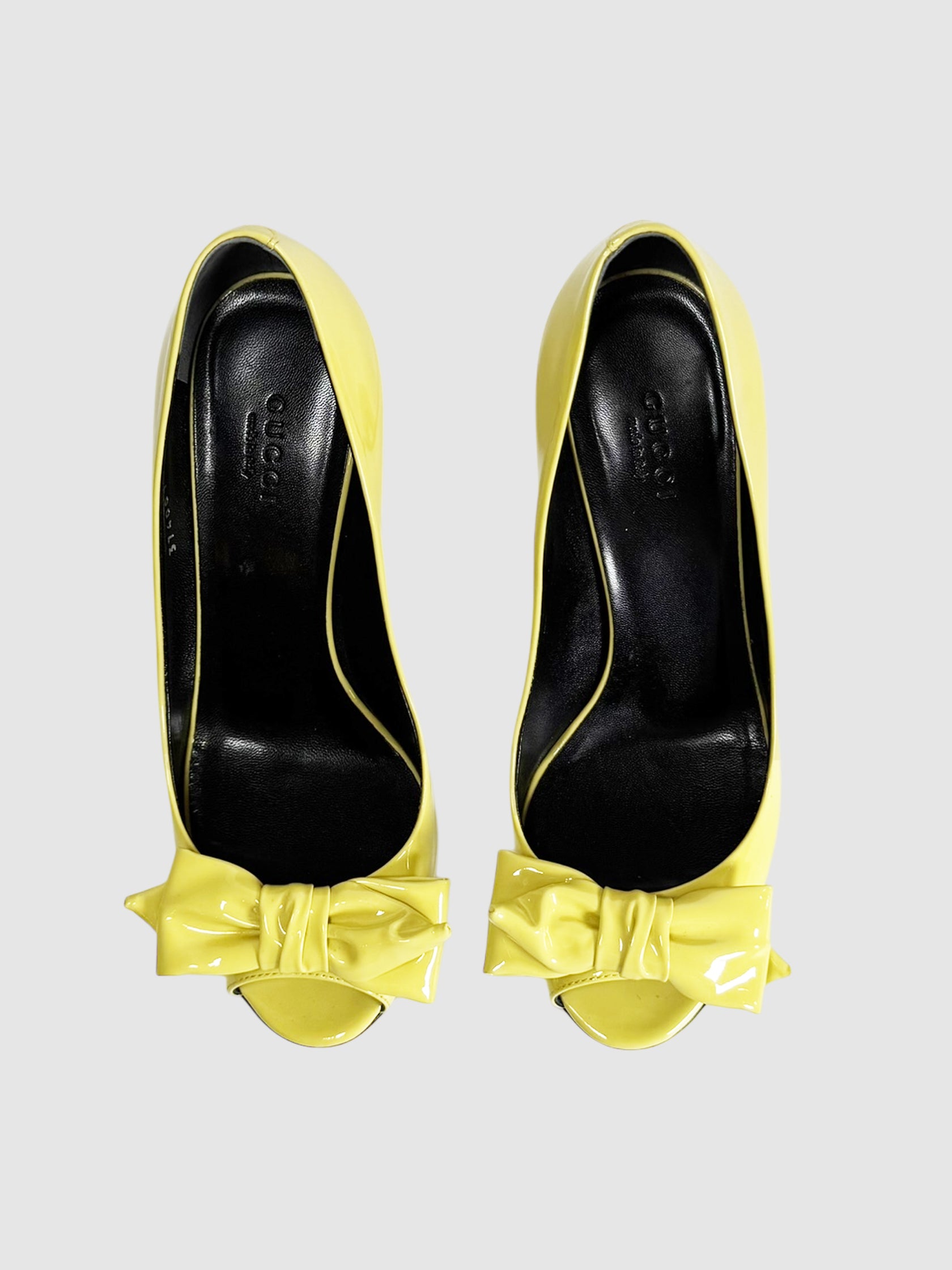 Patent Bow Pumps