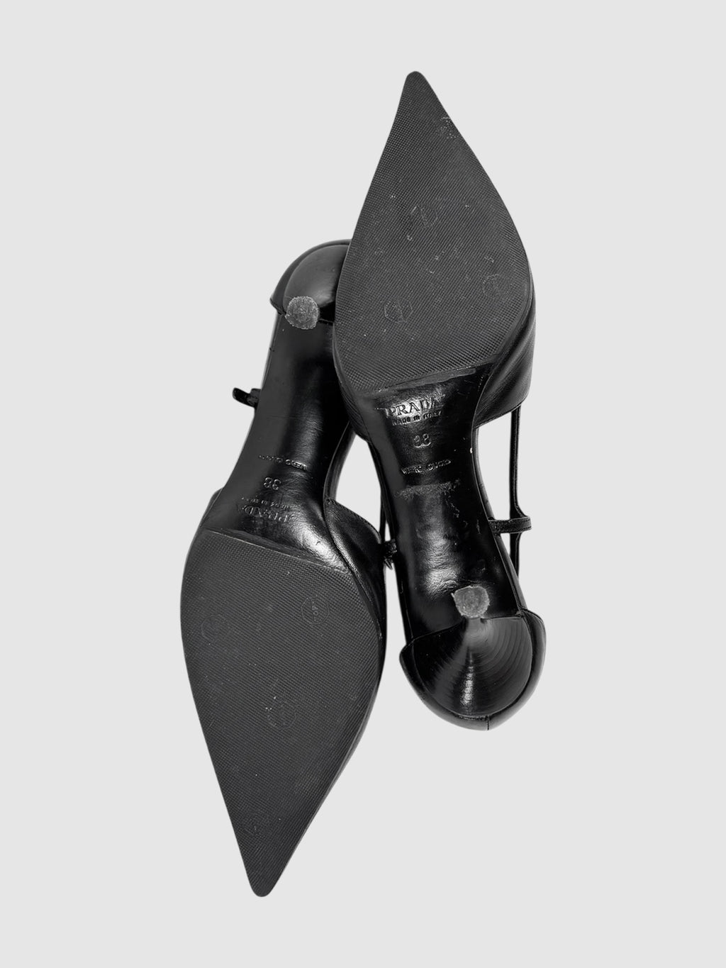 Cutout Leather Pumps