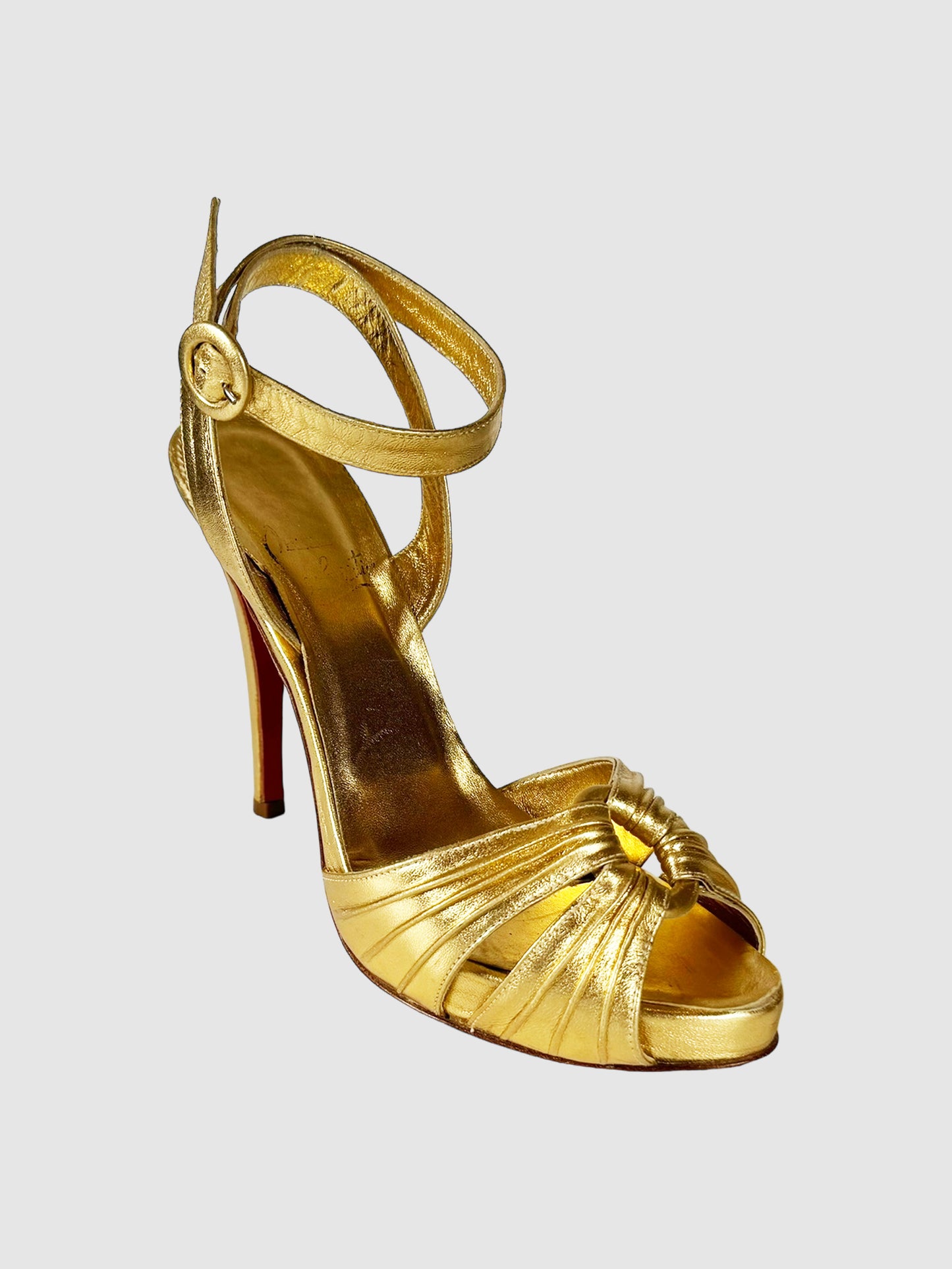 Christian Louboutin Gold Leather Pumps Size 7.5 Consignment Secondhand Designer Luxury Resale Toronto Trendy