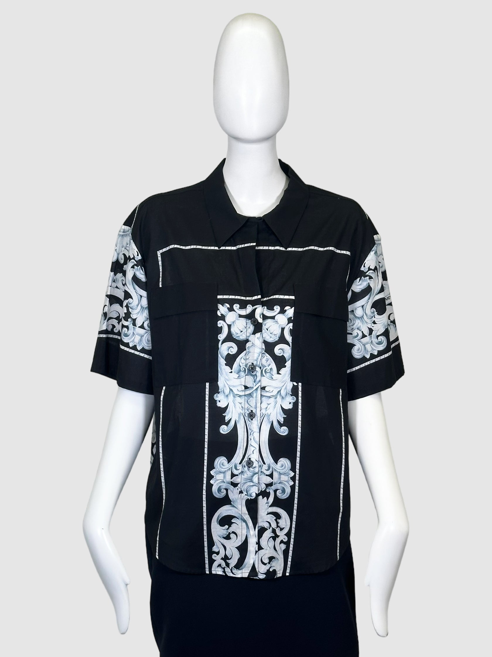 Printed Short-Sleeve Shirt - Size M