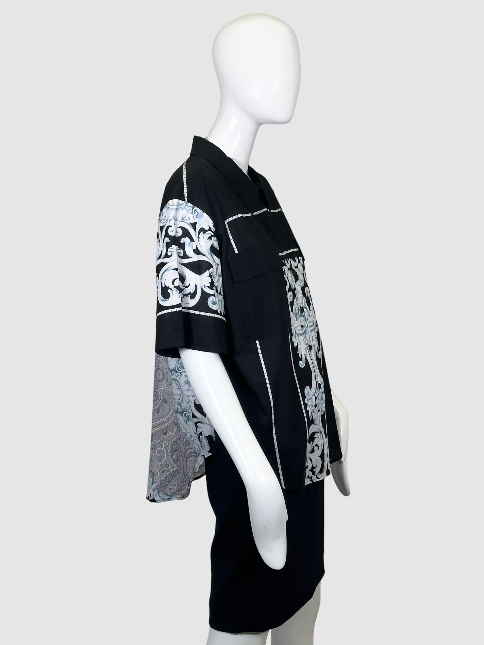 Printed Short-Sleeve Shirt - Size M