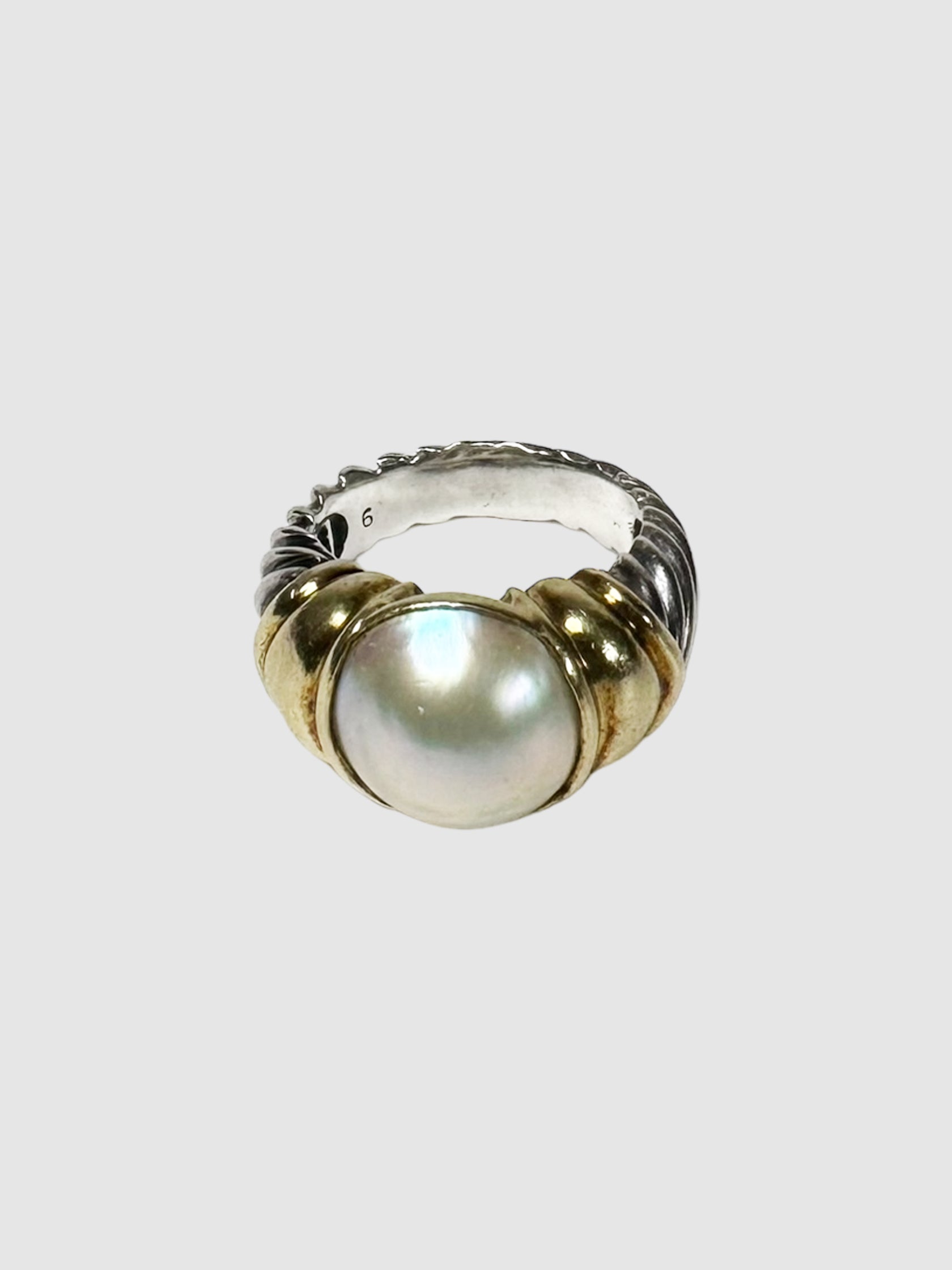 David Yurman Opal Pearl Silver and Gold Textured Twist Ring Consignment Secondhand Designer Luxury Resale Toronto Trendy