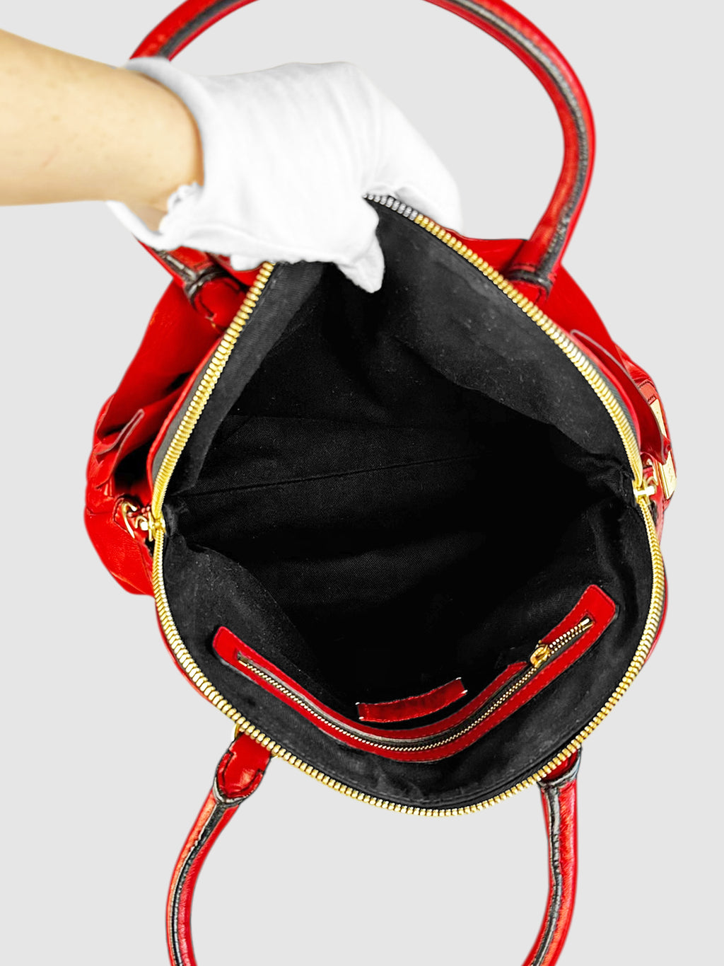 Petale Dome Shoulder Bag
