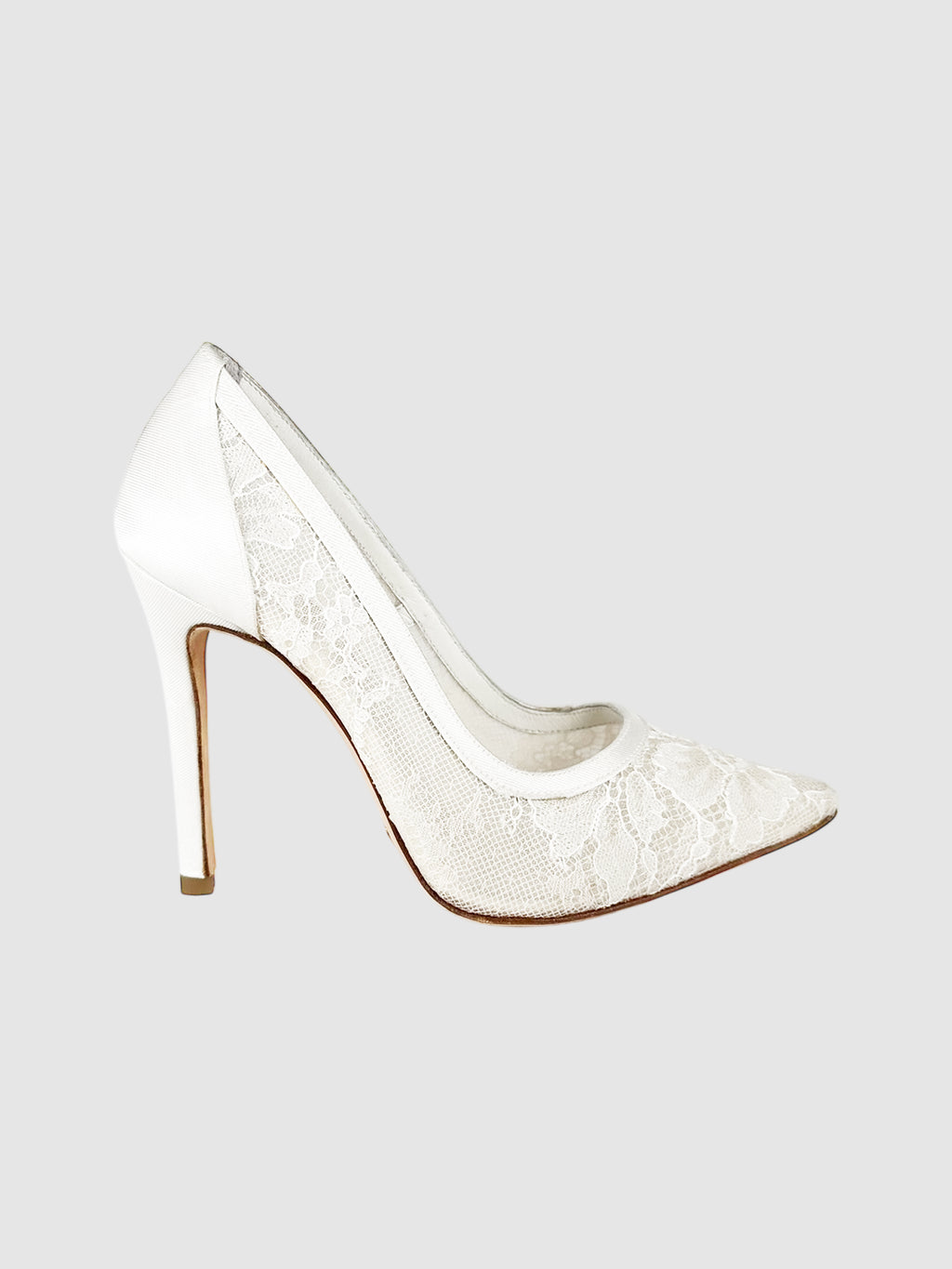 Lace Pointed Toe Pumps