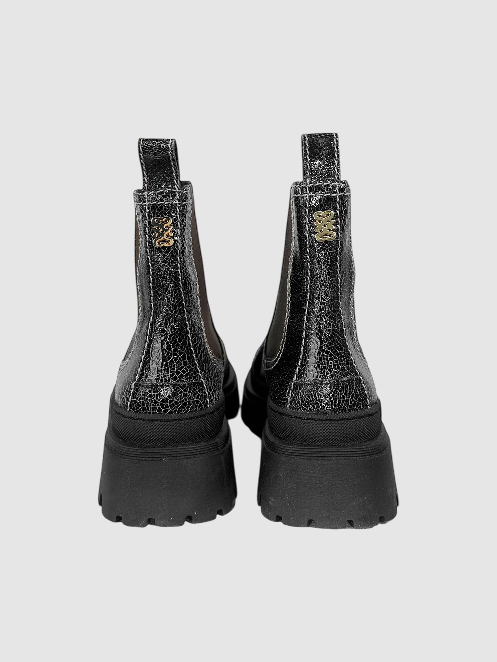 Crackled Platform Boots