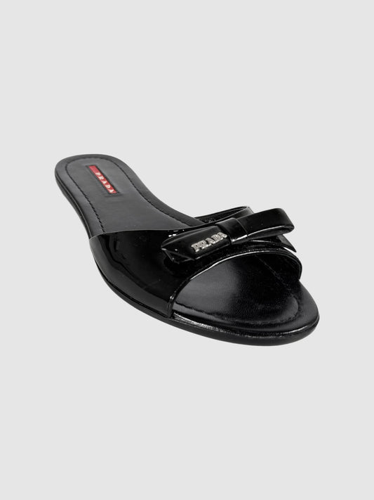 Bow Logo Sandals