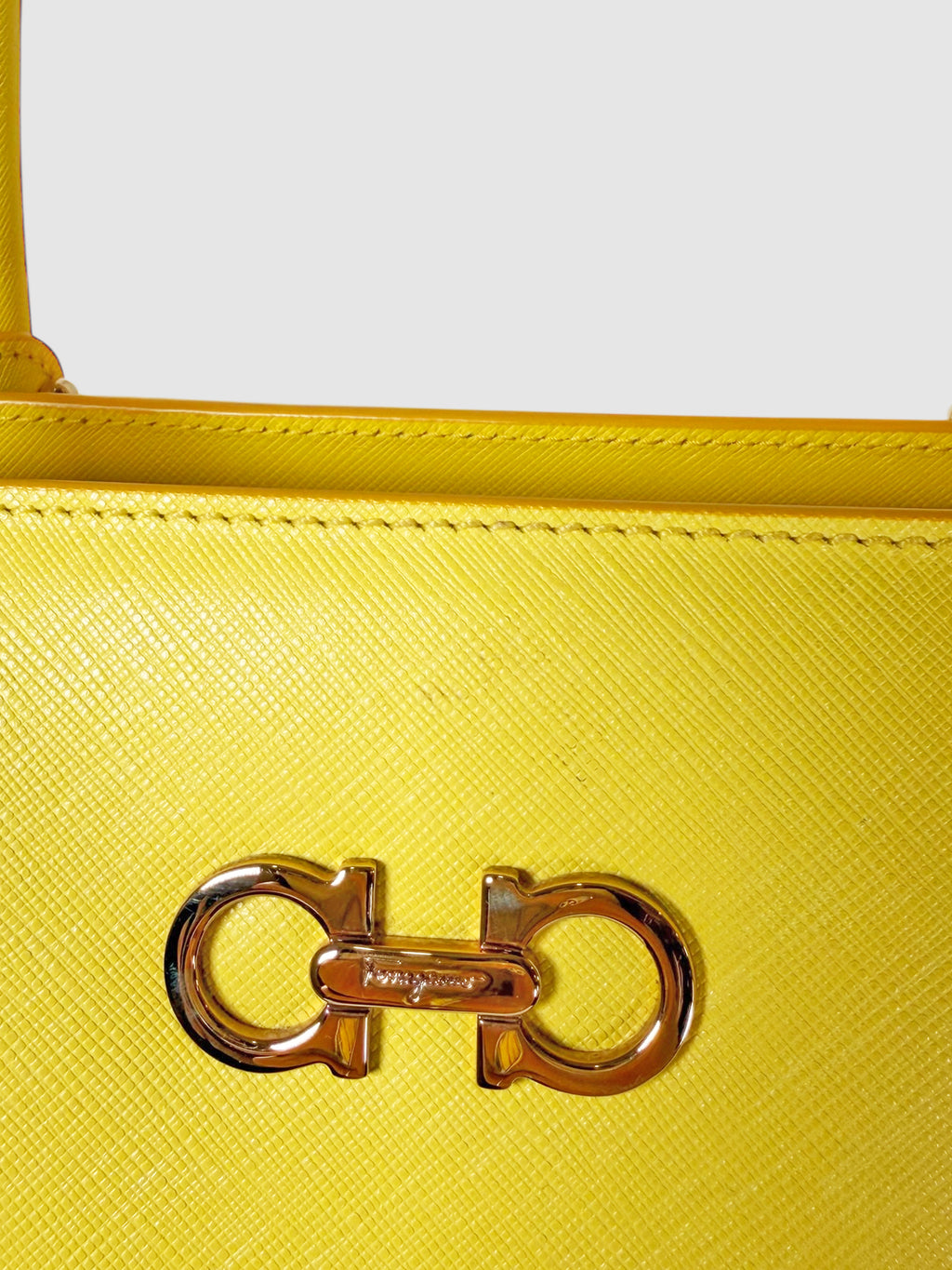 Saffiano Beky Bag