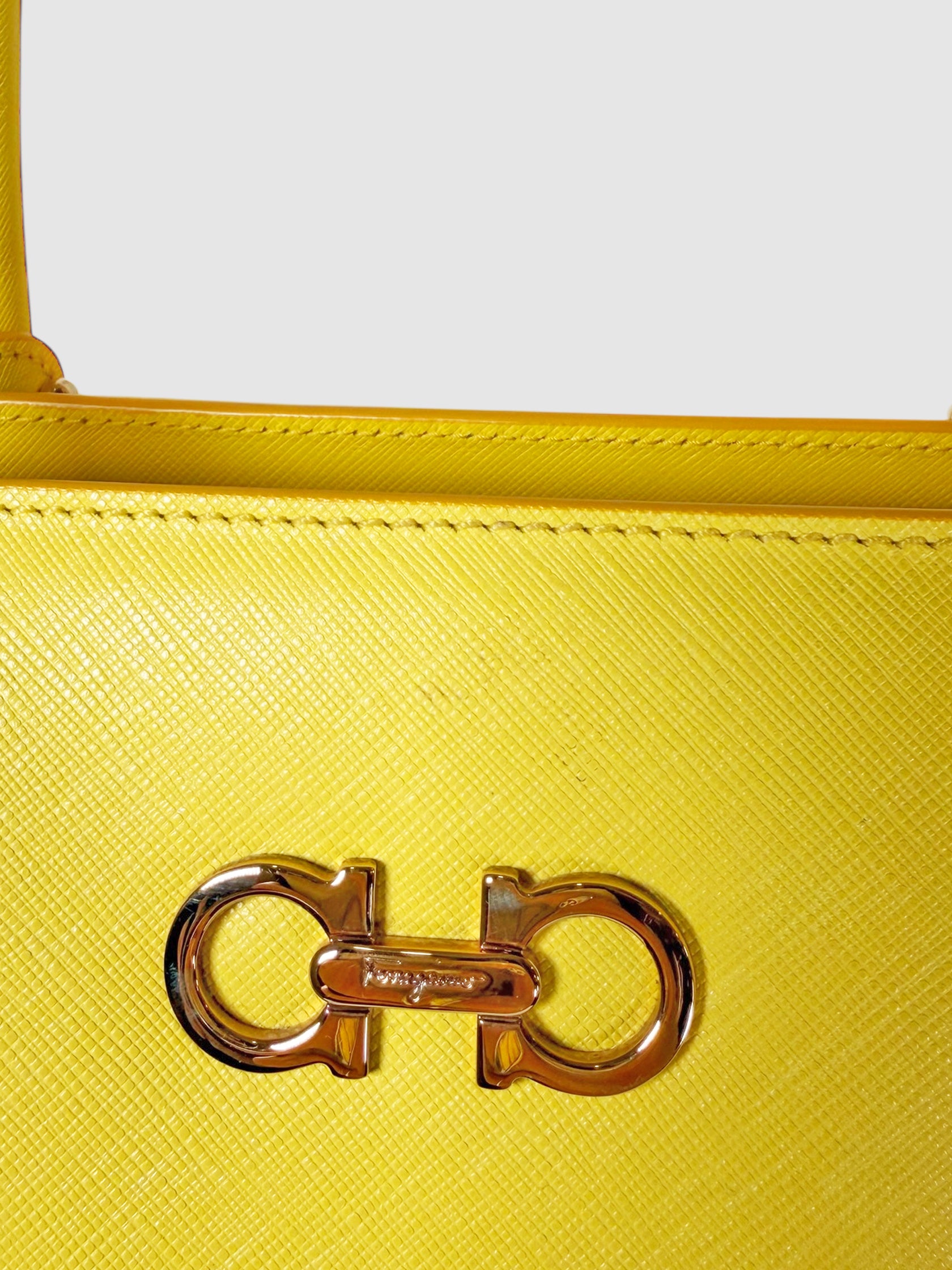 Saffiano Beky Bag
