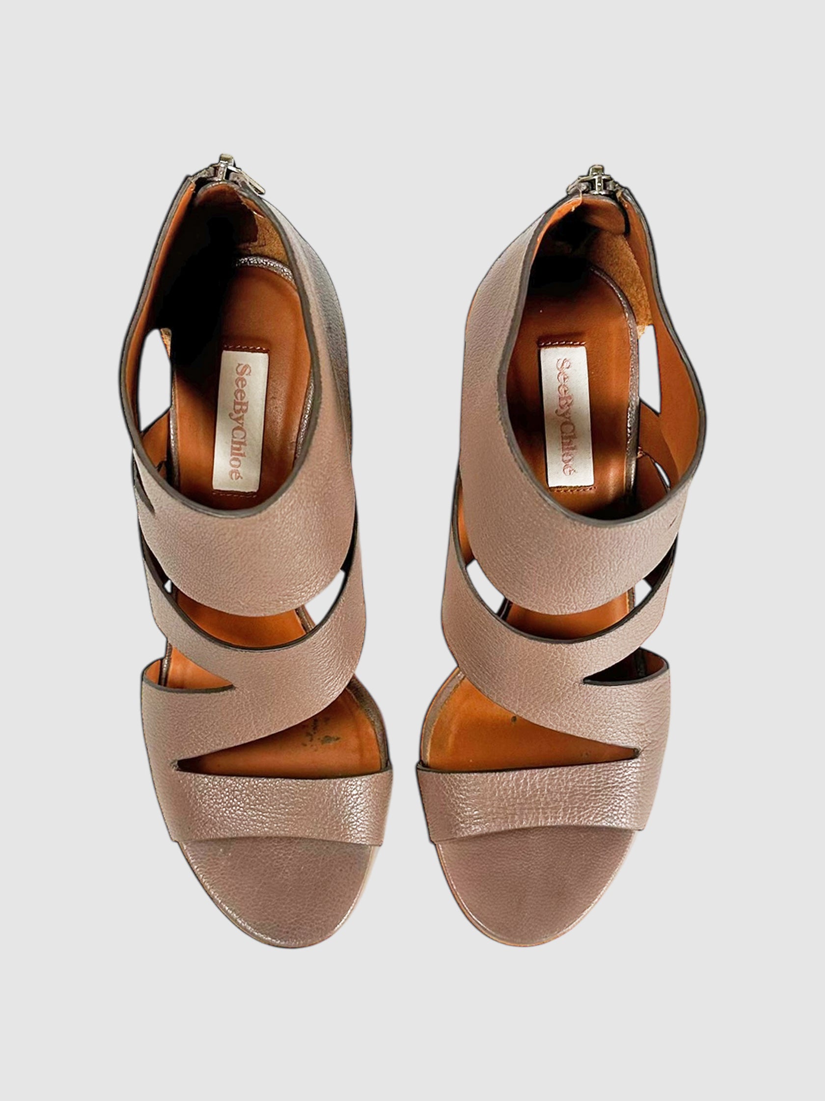 Leather Dania Pumps