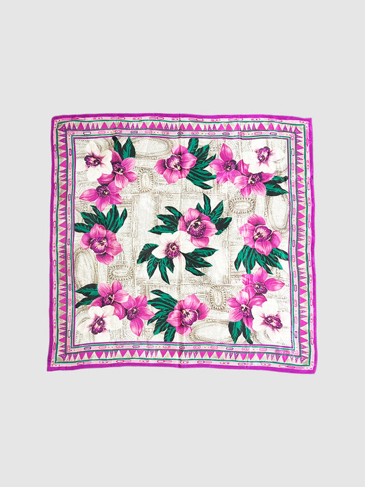 Oscar de la Renta Floral Print Silk Scarf in Fuchsia Pink and Off-White Luxury Designer Consignment Resale