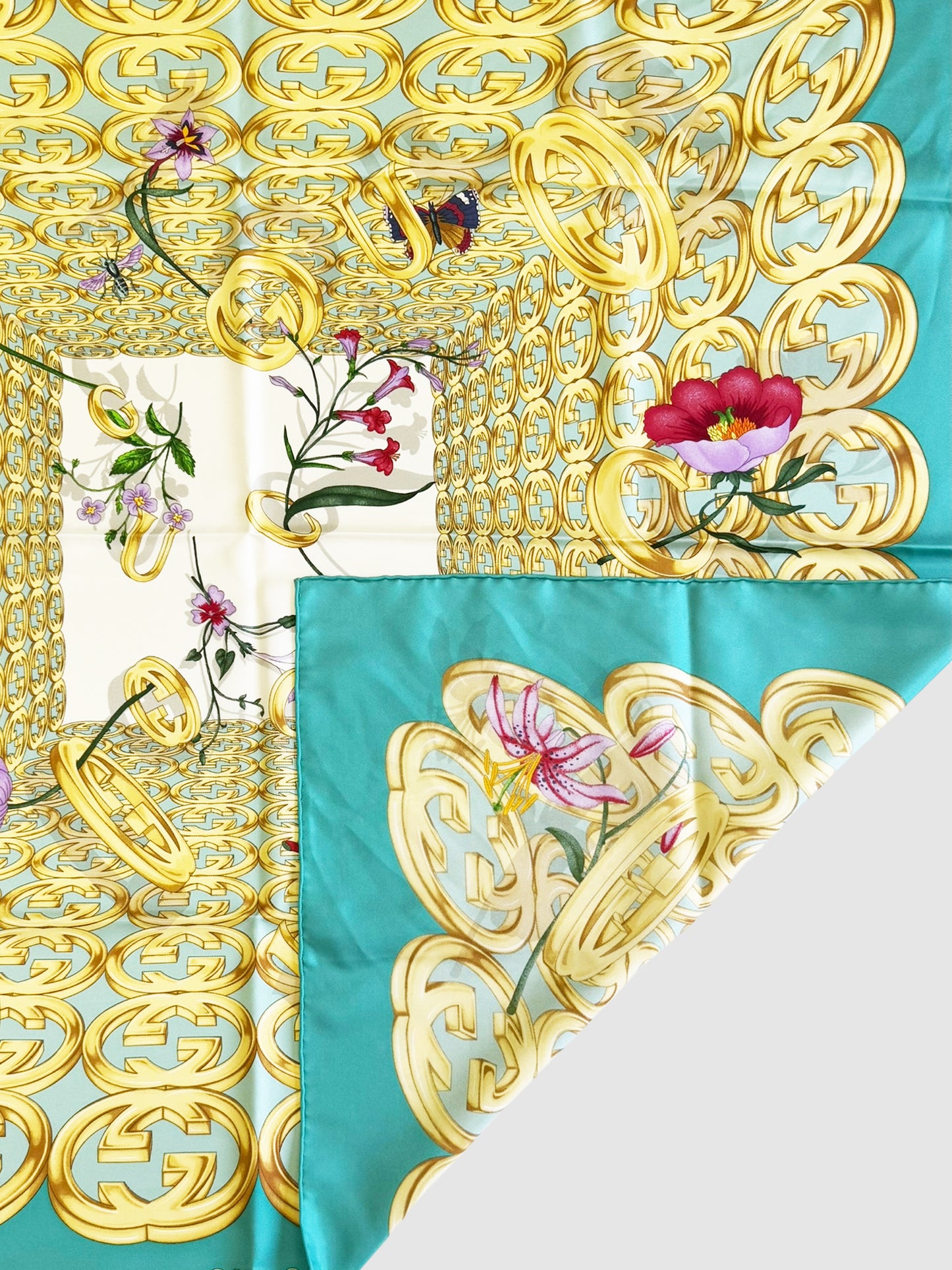 Floral Interlocking GG Silk Scarf