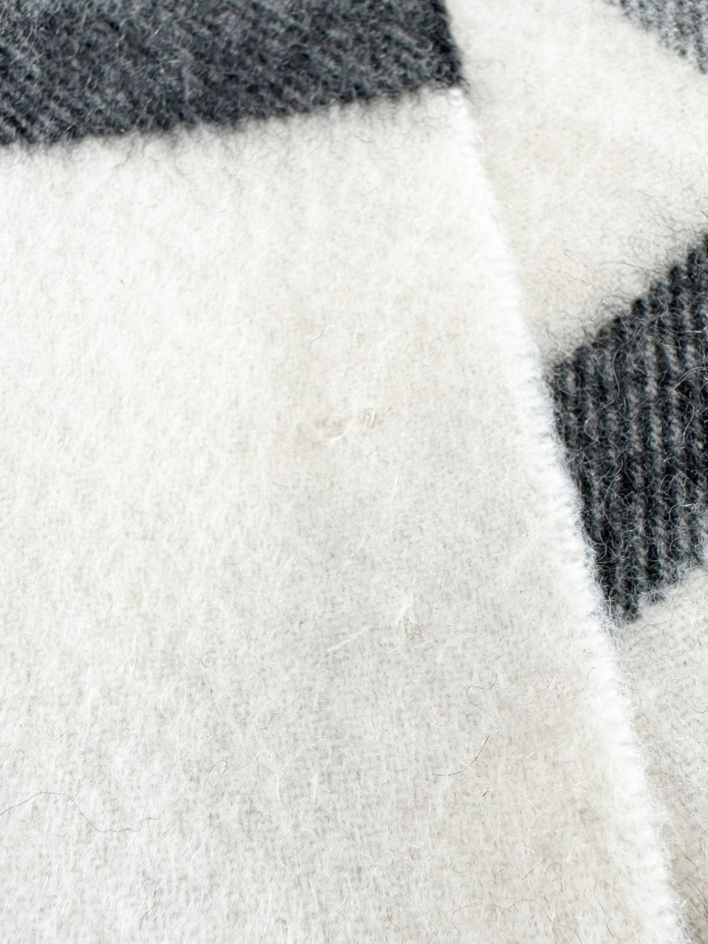 Check Cashmere Scarf