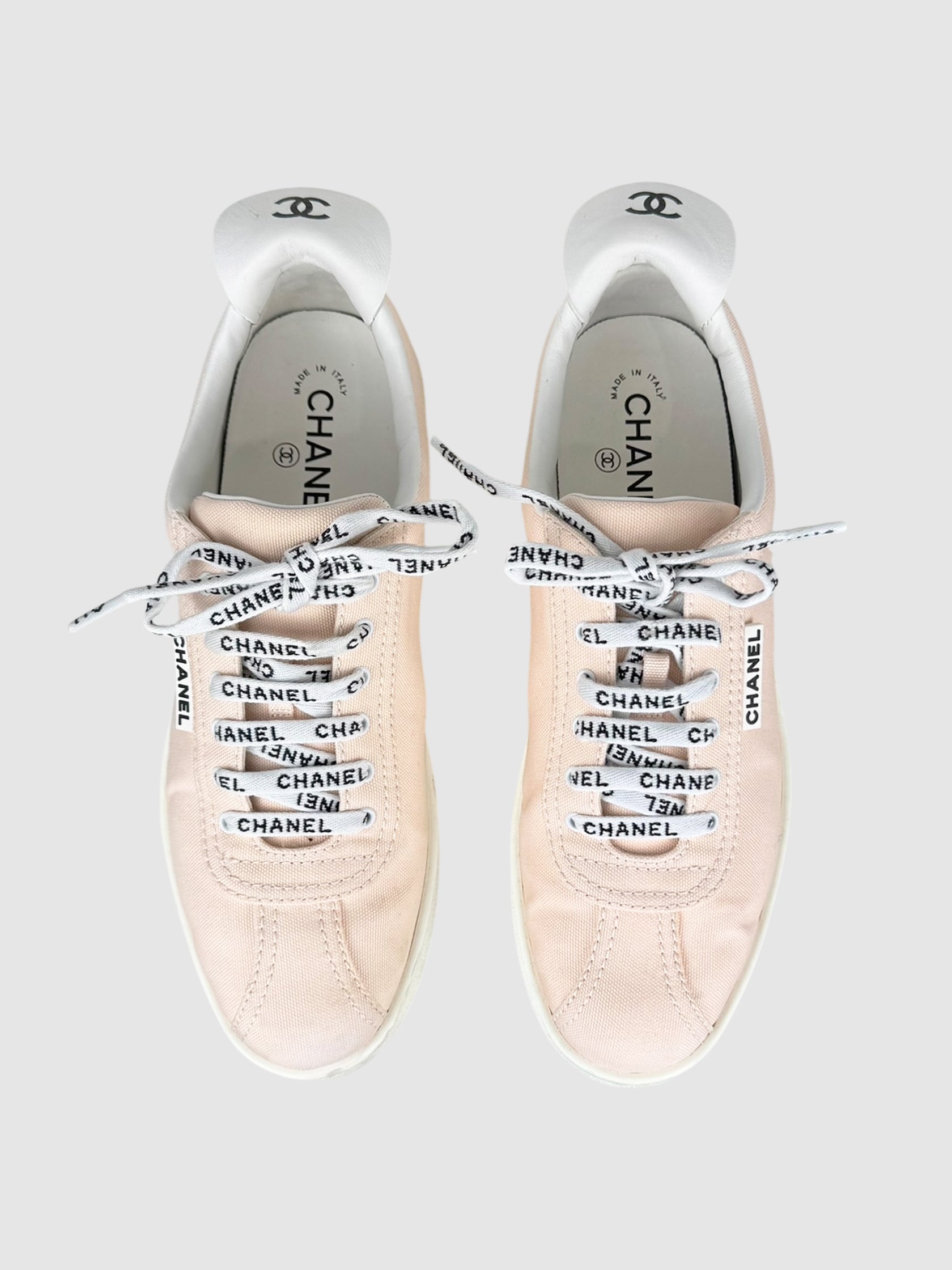 Chanel Pink Weekender Canvas Lace-Up Sneakers, Size 41 Luxury Designer Resale Consignment Toronto Logo VSP Vestiaire