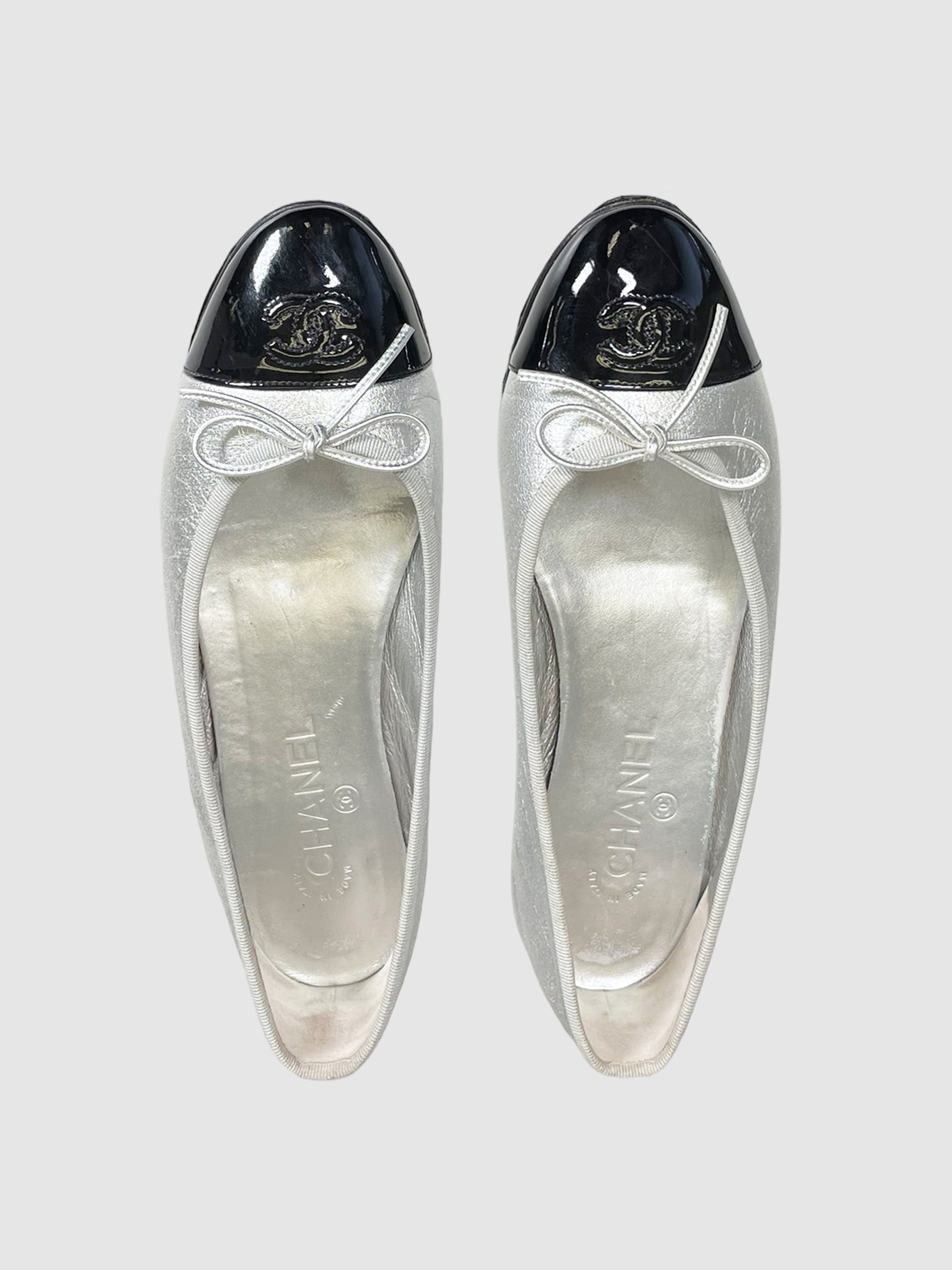 Metallic Two-Tone Ballerina Flats - Size 40