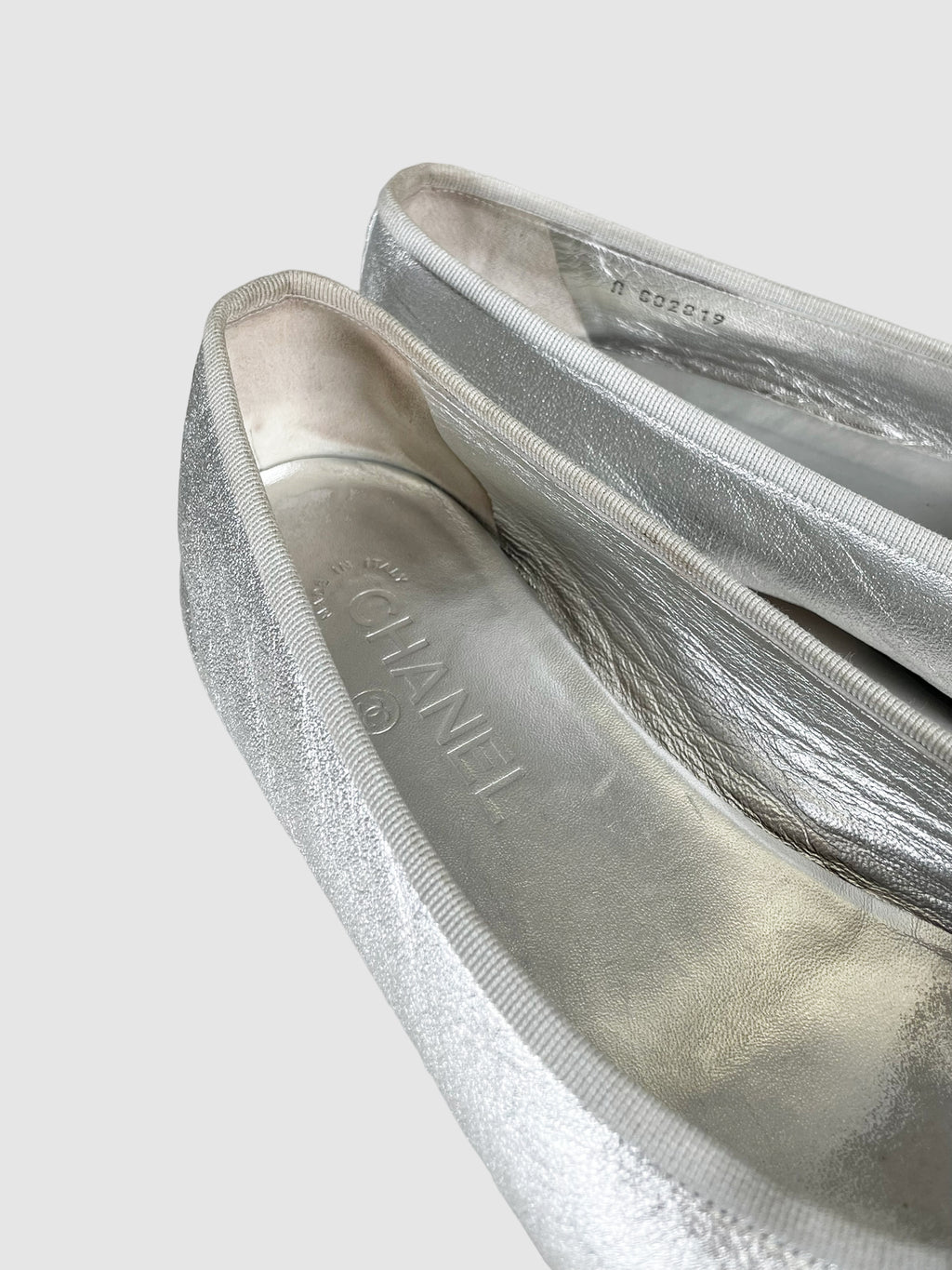 Metallic Two-Tone Ballerina Flats - Size 40