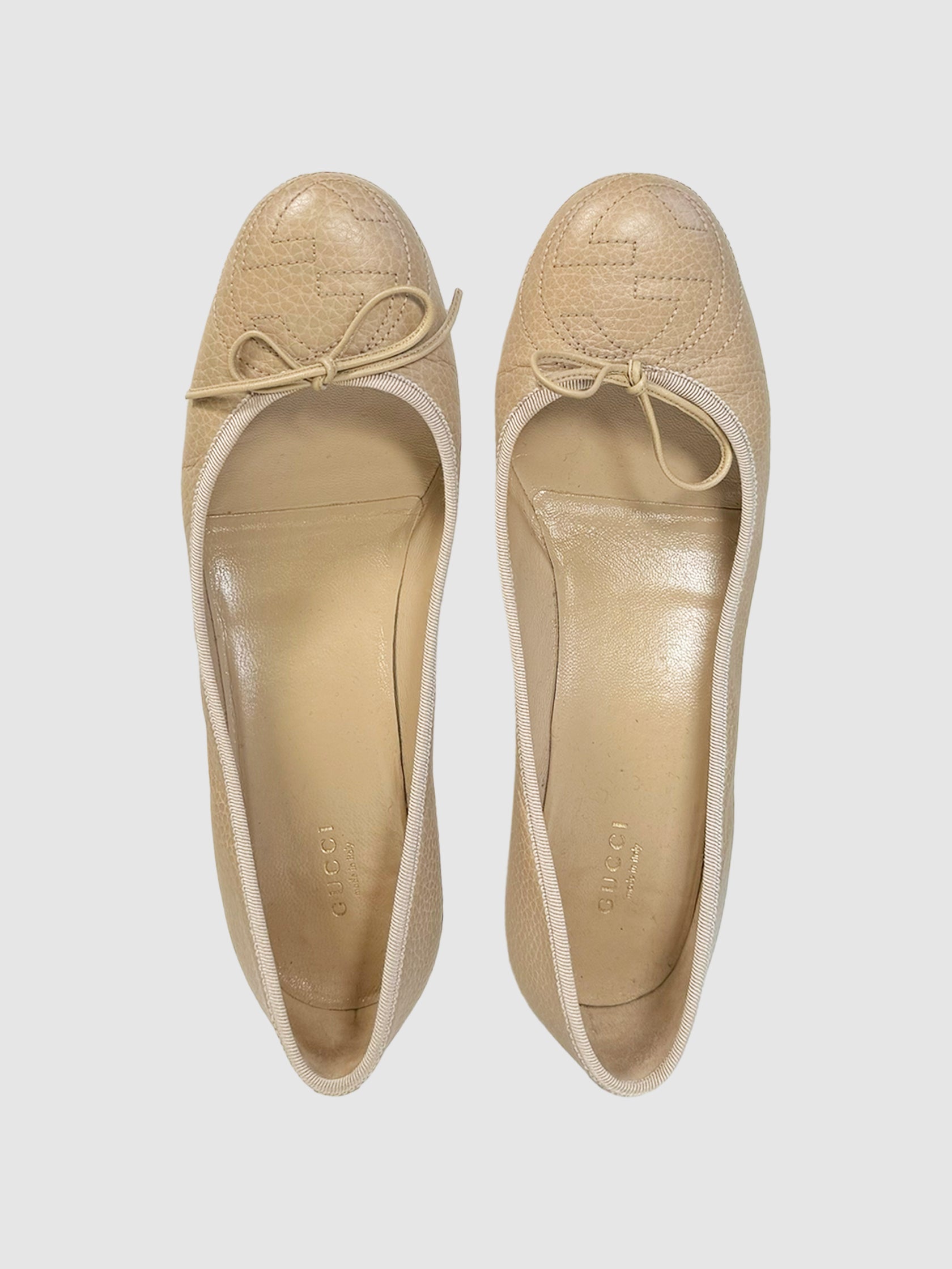 Low Heel Leather Pumps - Size 9